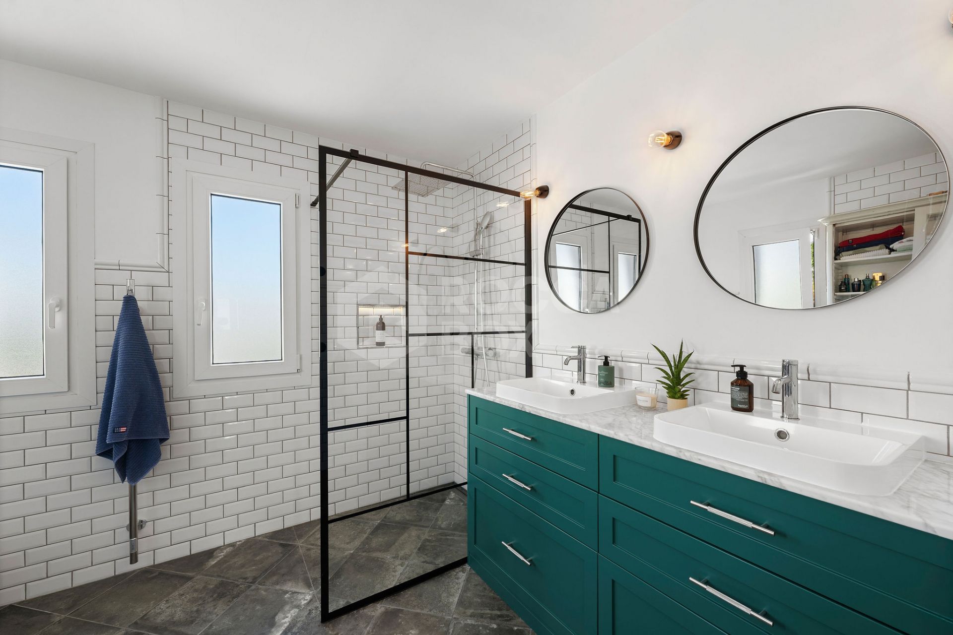 This villa is a true gem — modern, inviting, and ideally located to enjoy everything Estepona has to offer.