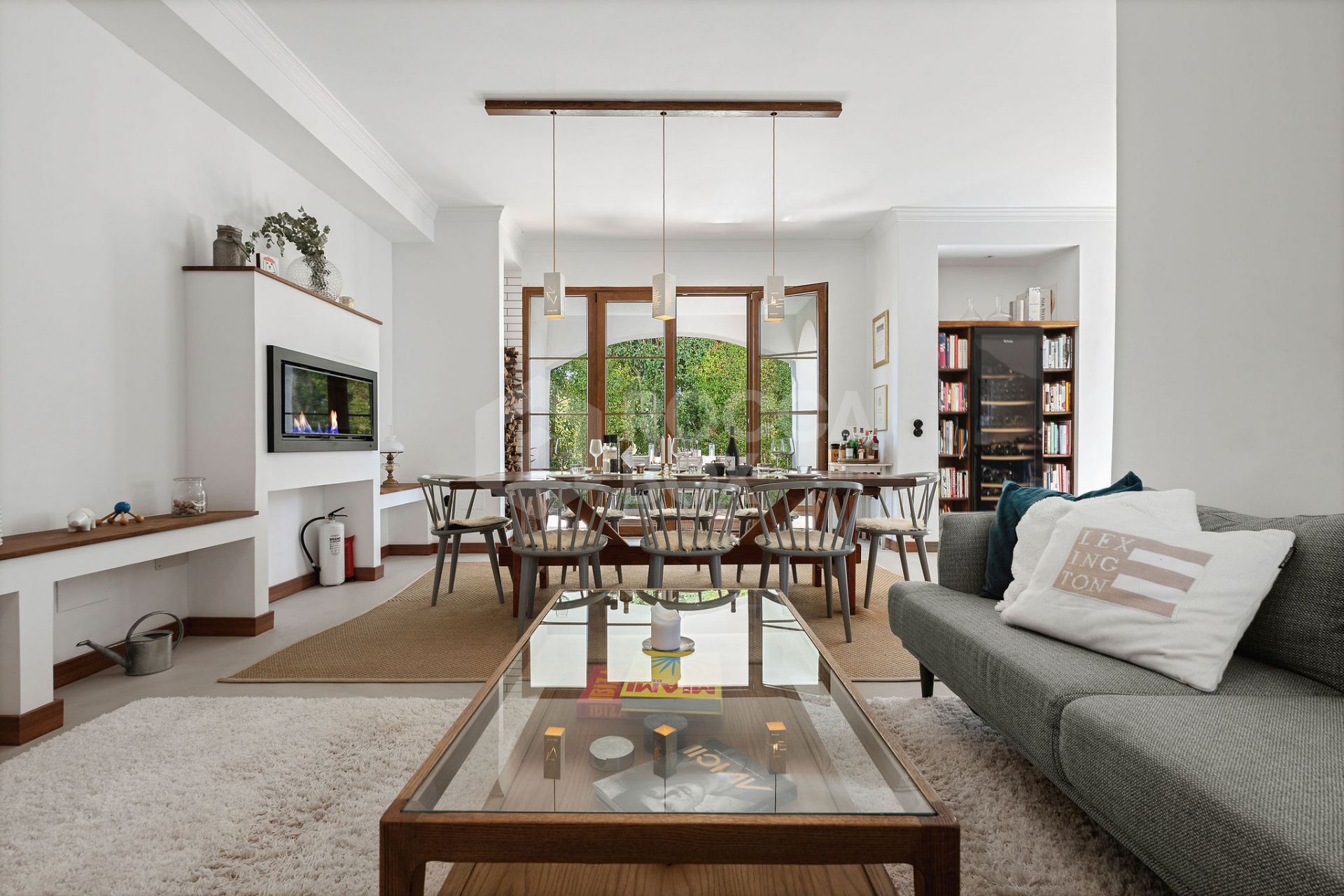 This villa is a true gem — modern, inviting, and ideally located to enjoy everything Estepona has to offer.