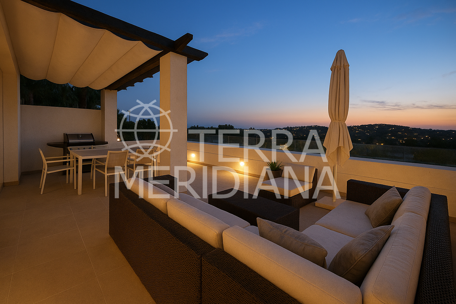Duplex Penthouse in Las Tortugas de Aloha, Marbella
