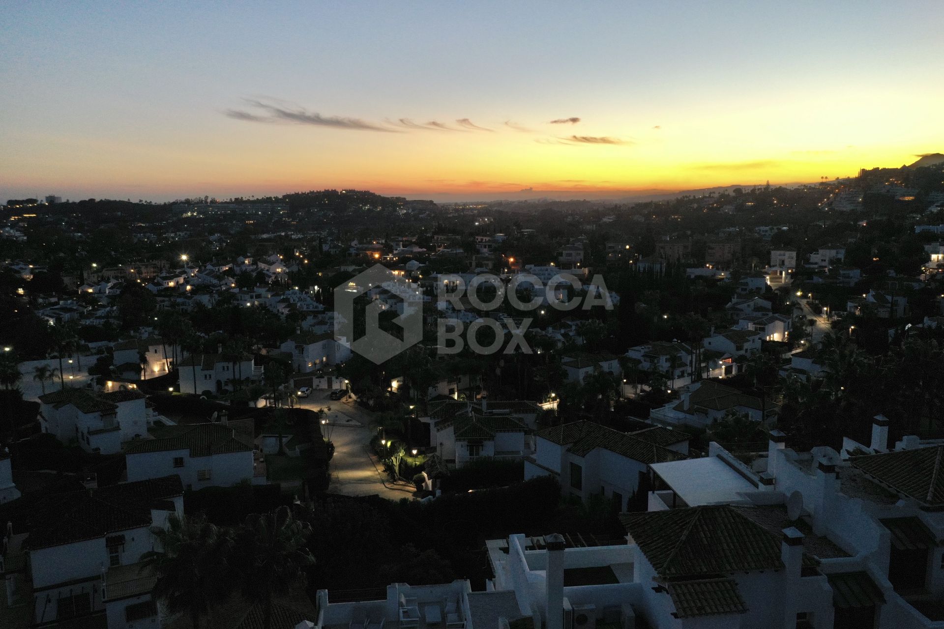 Elegant duplex penthouse in Aloha, Marbella with 3 bedrooms