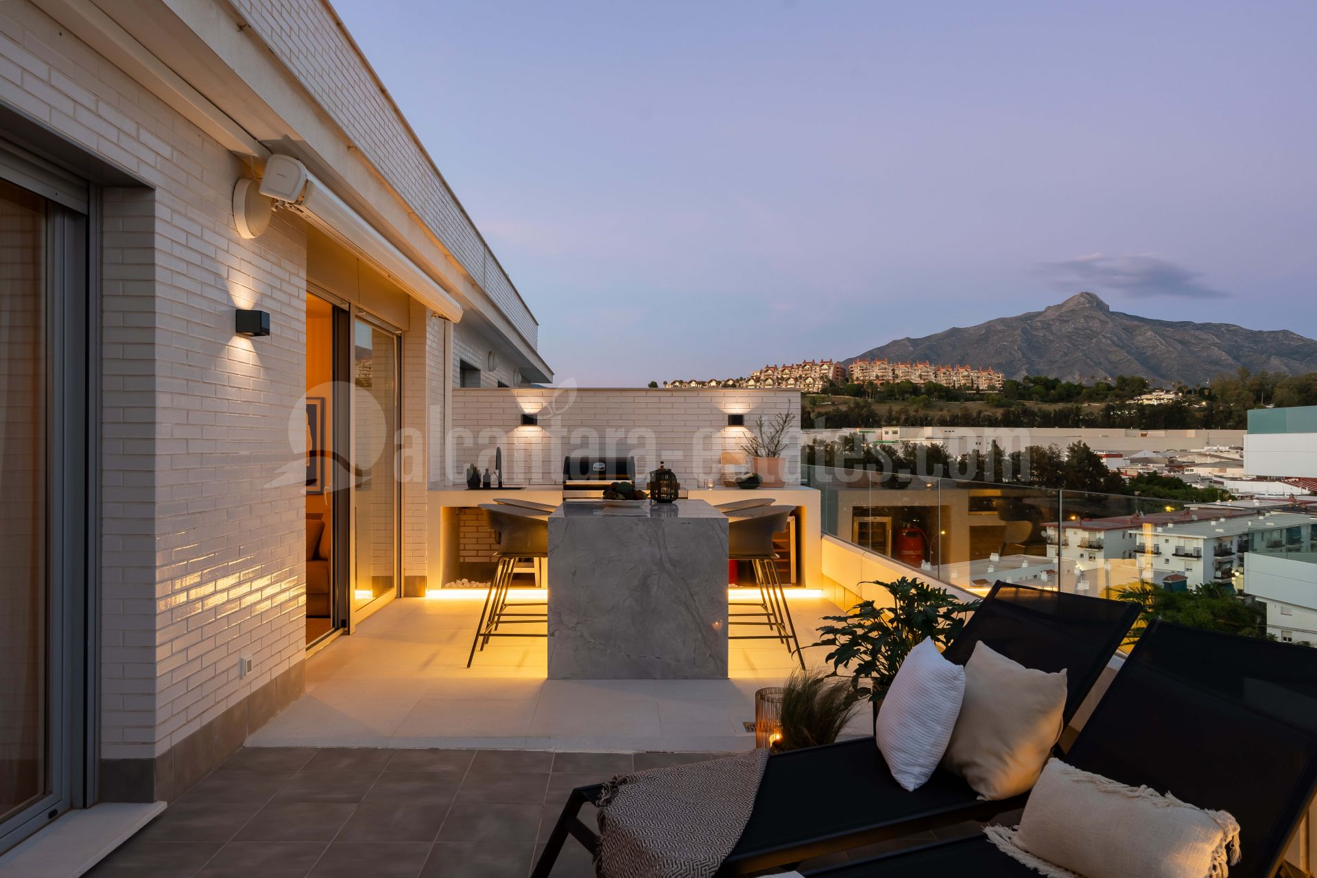 Penthouse in La Campana, Marbella