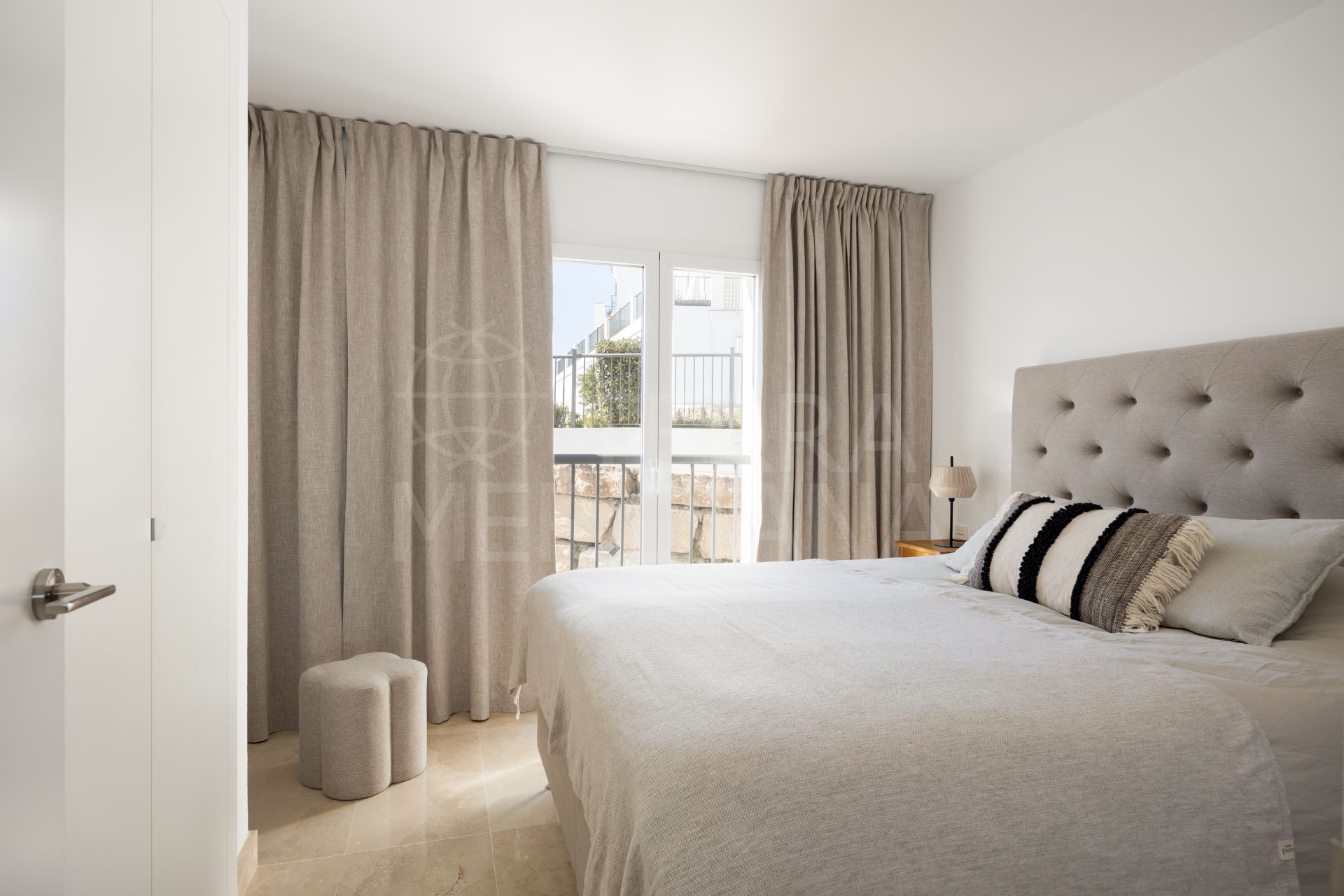 Penthouse in El Paraiso, Estepona