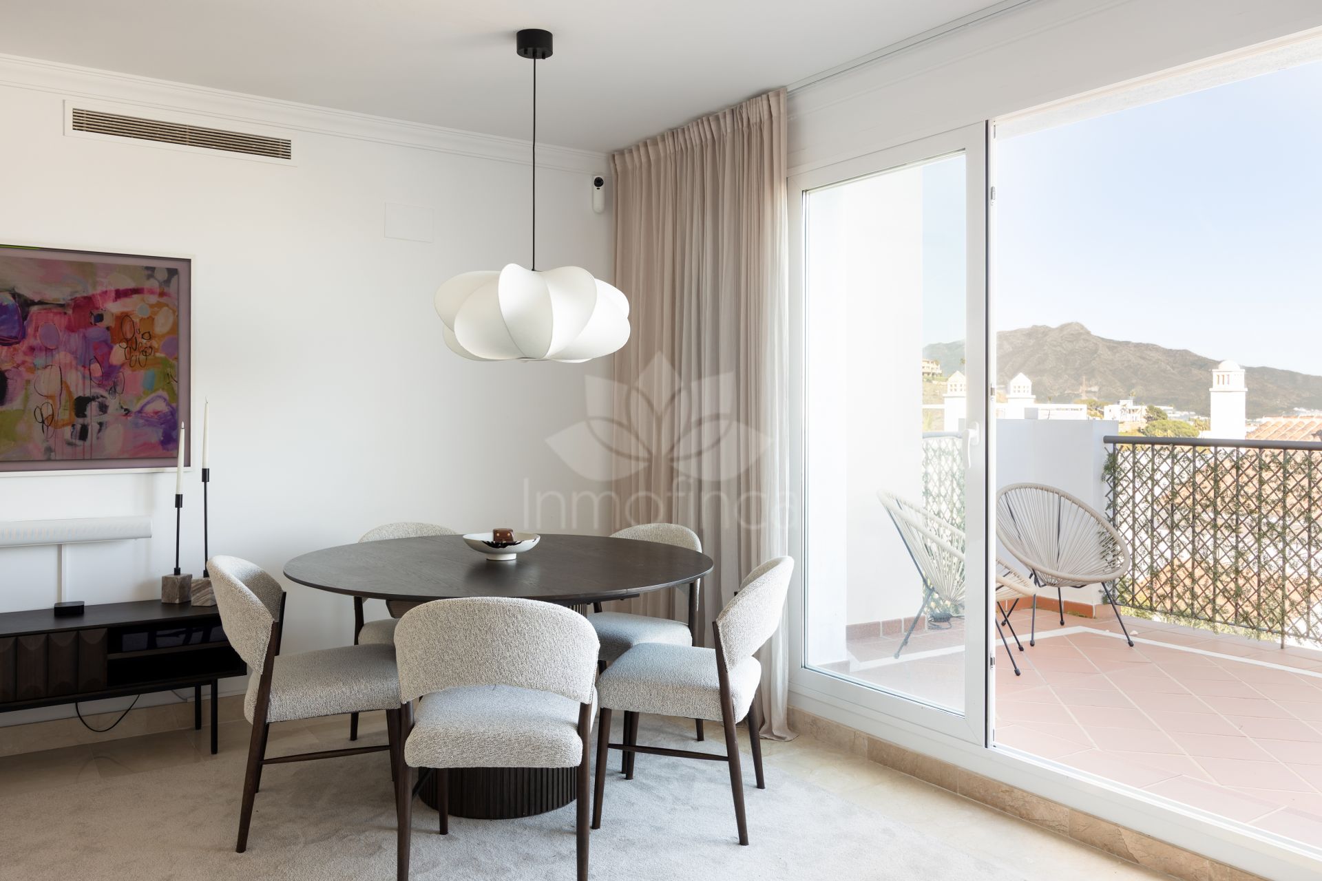 Penthouse in El Paraiso, Estepona