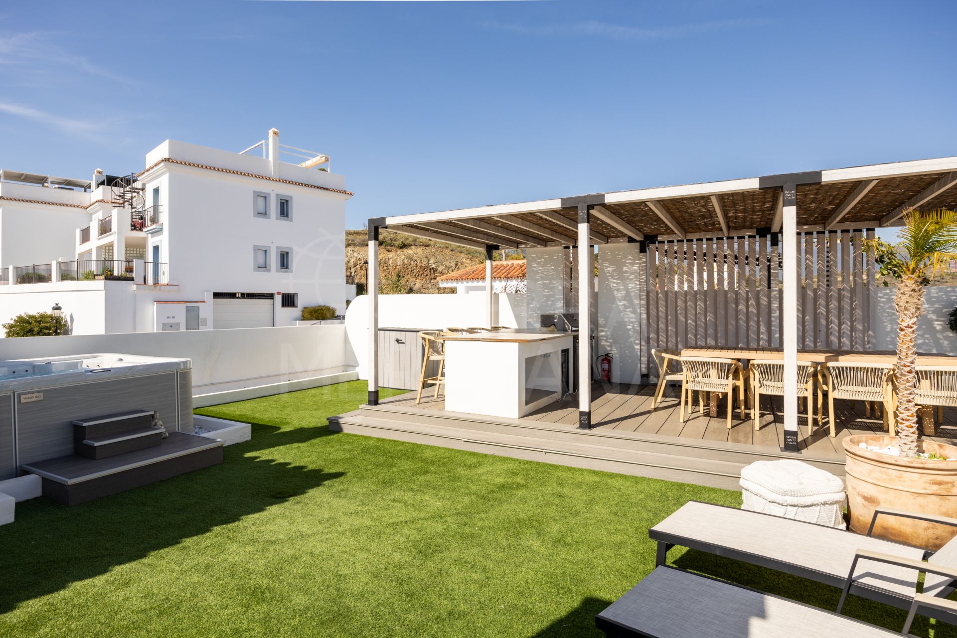 Penthouse in El Paraiso, Estepona