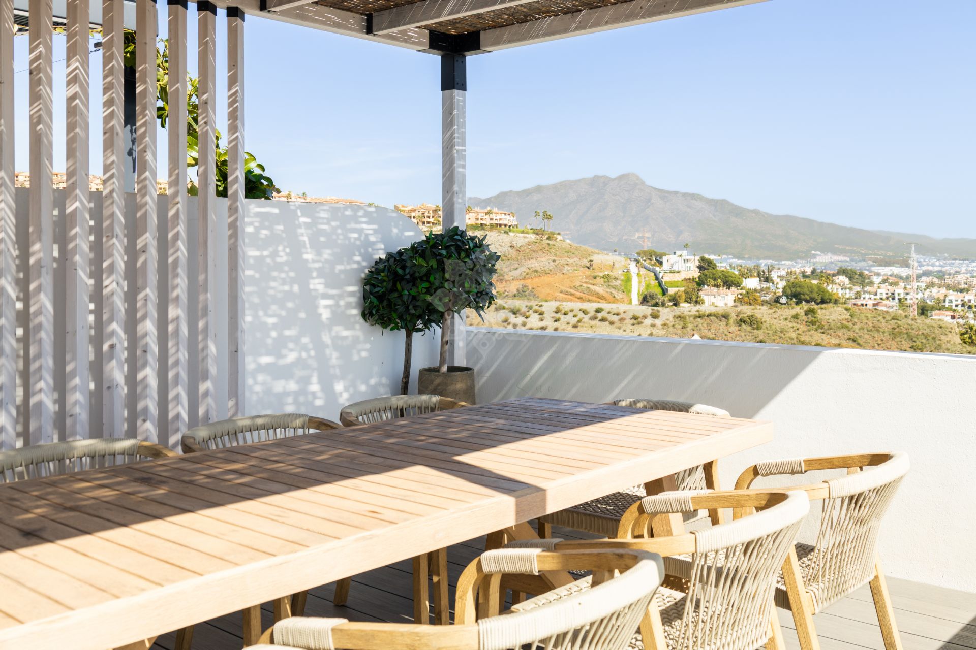 Penthouse in El Paraiso, Estepona