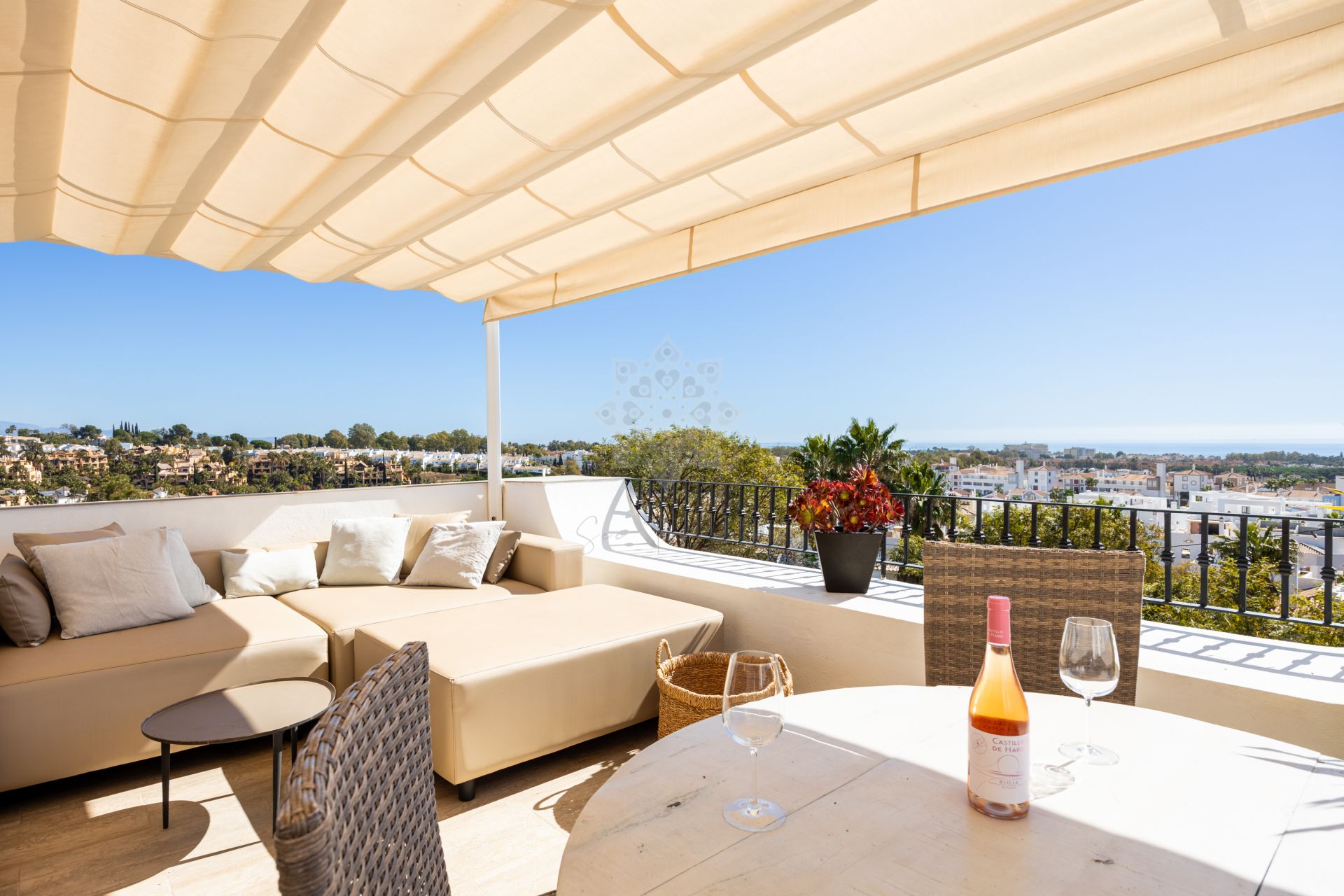 Penthouse w El Paraiso, Estepona