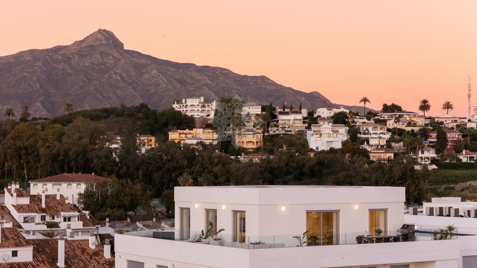 Penthouse w La Campana, Marbella
