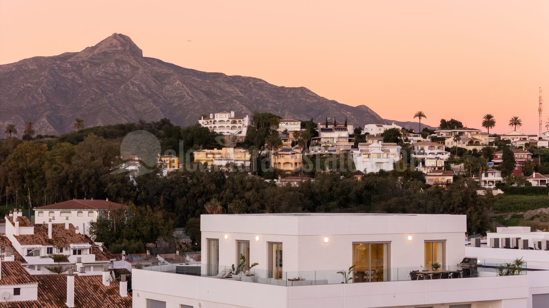 Penthouse in La Campana, Marbella