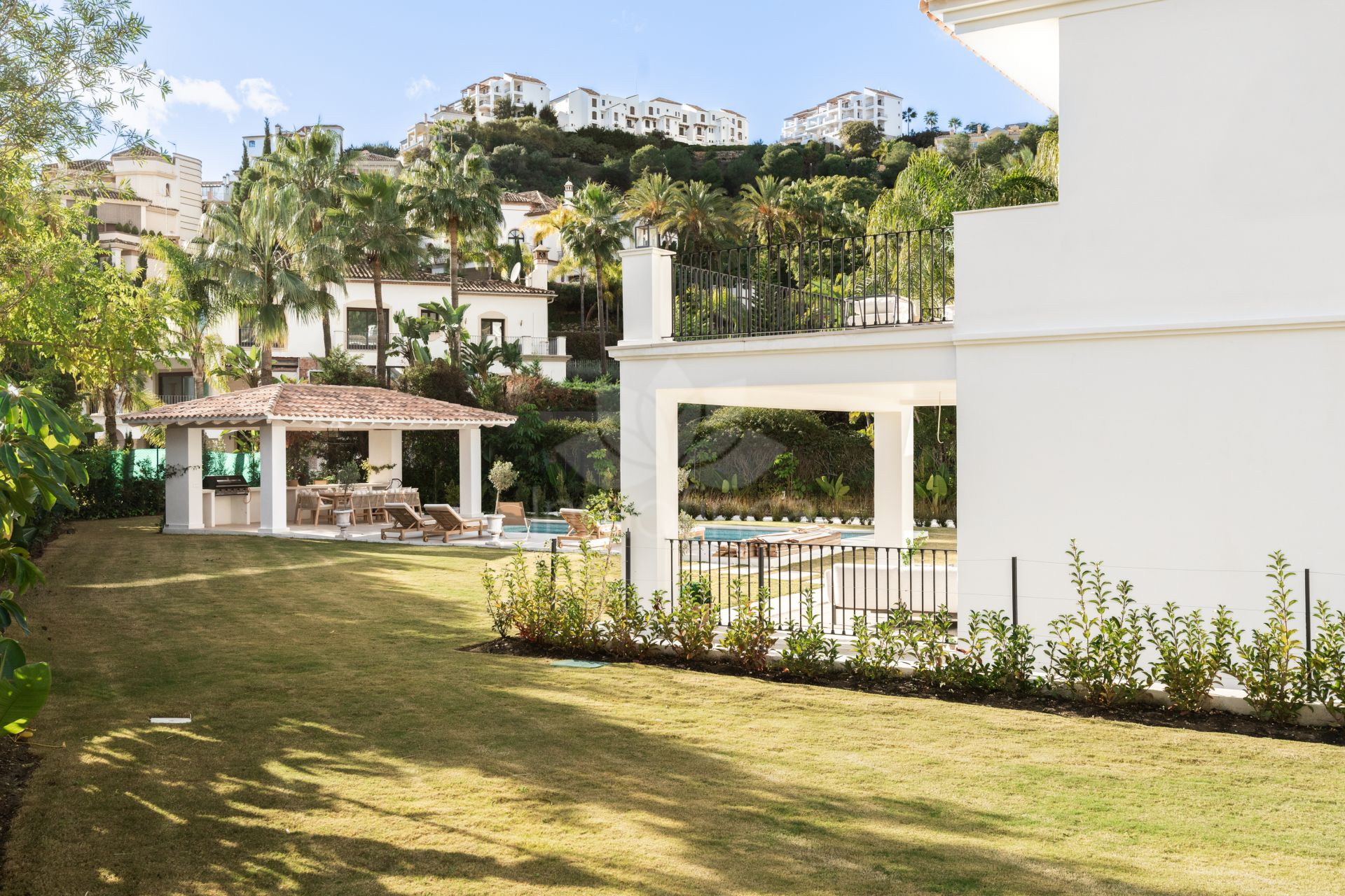 Villa en Los Arqueros, Benahavis