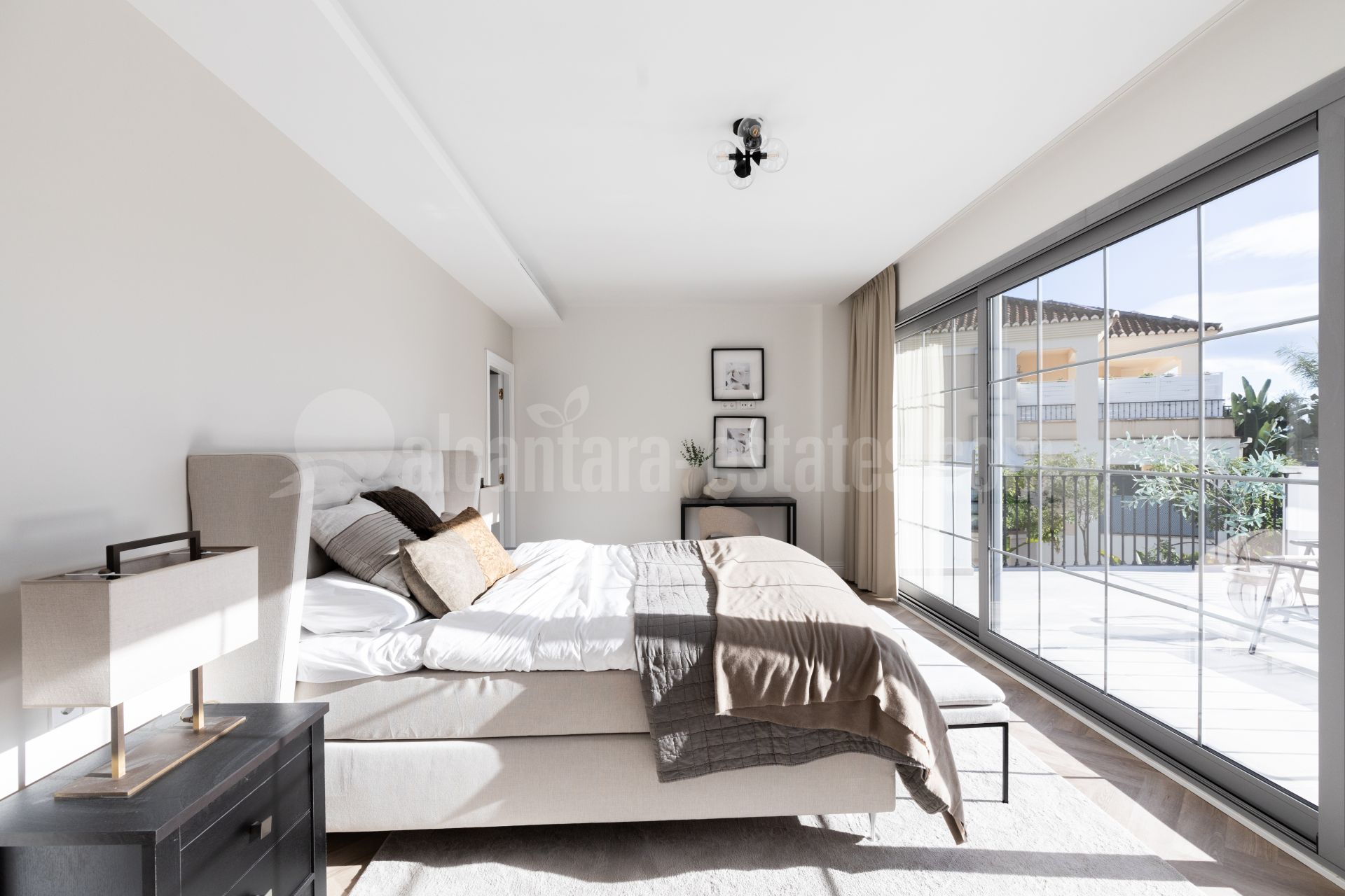 Villa in Los Arqueros, Benahavis