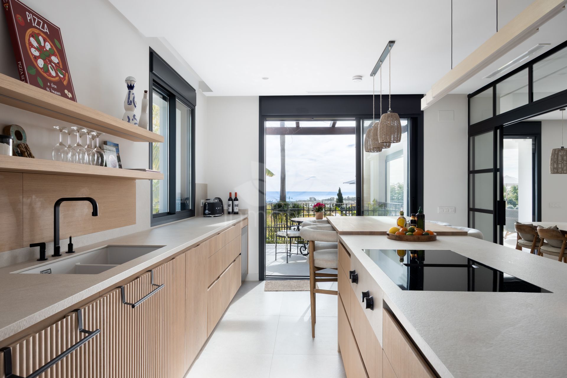 Villa in Los Flamingos, Benahavis