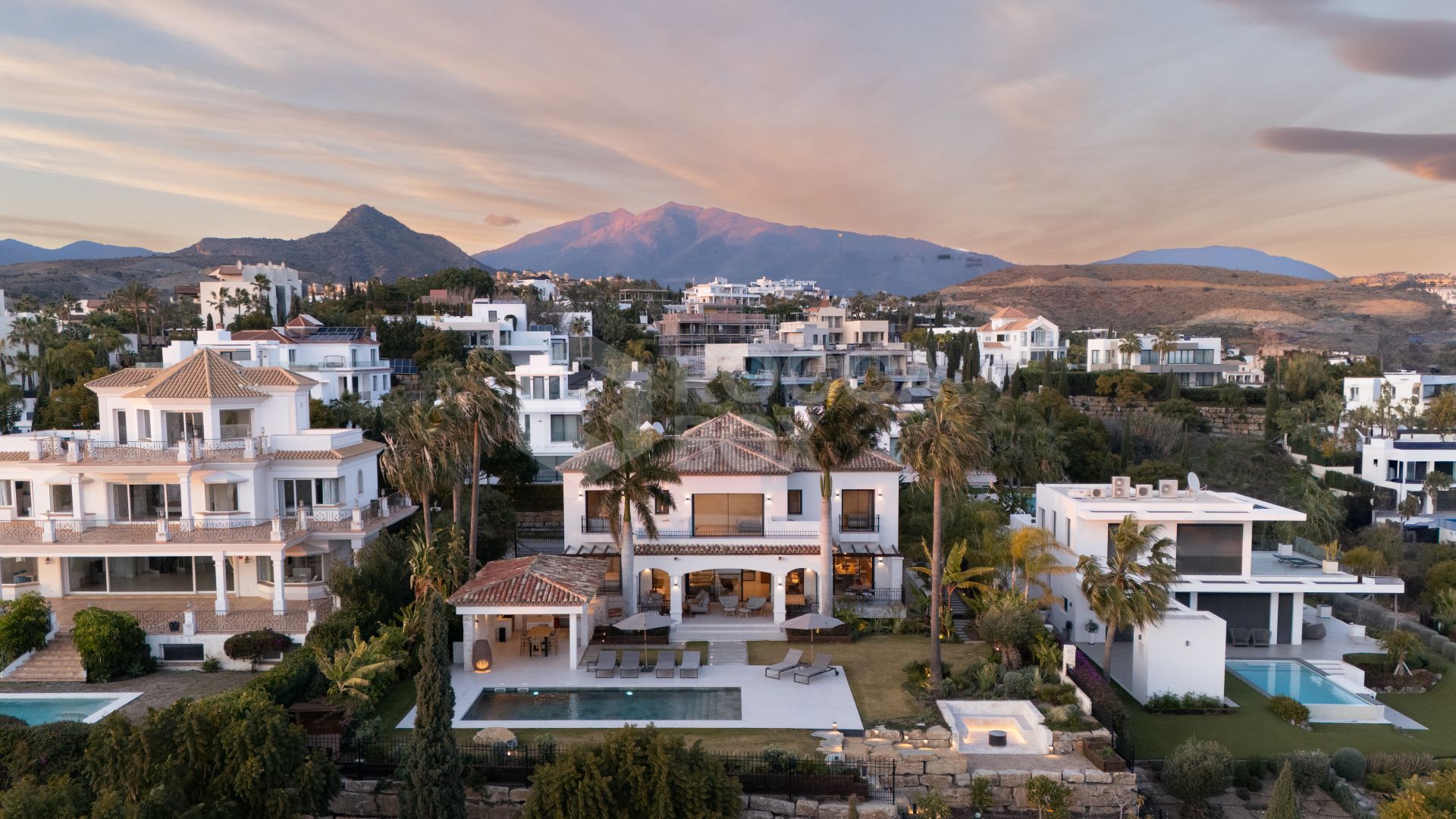 Exquisite Modern Andalusian Masterpiece with Panoramic Sea Views – Los Flamingos, Benahavís