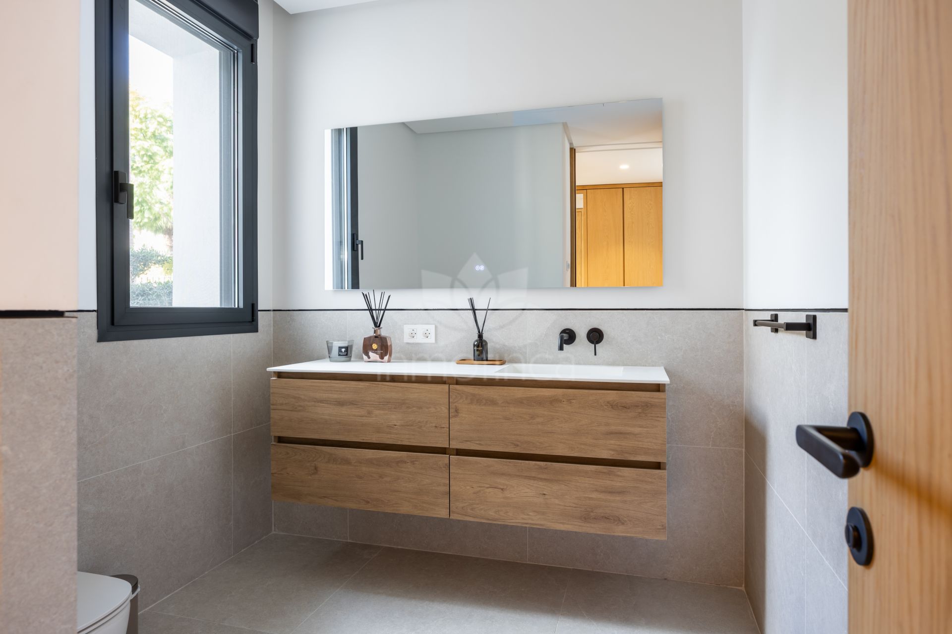 Villa in Los Flamingos, Benahavis