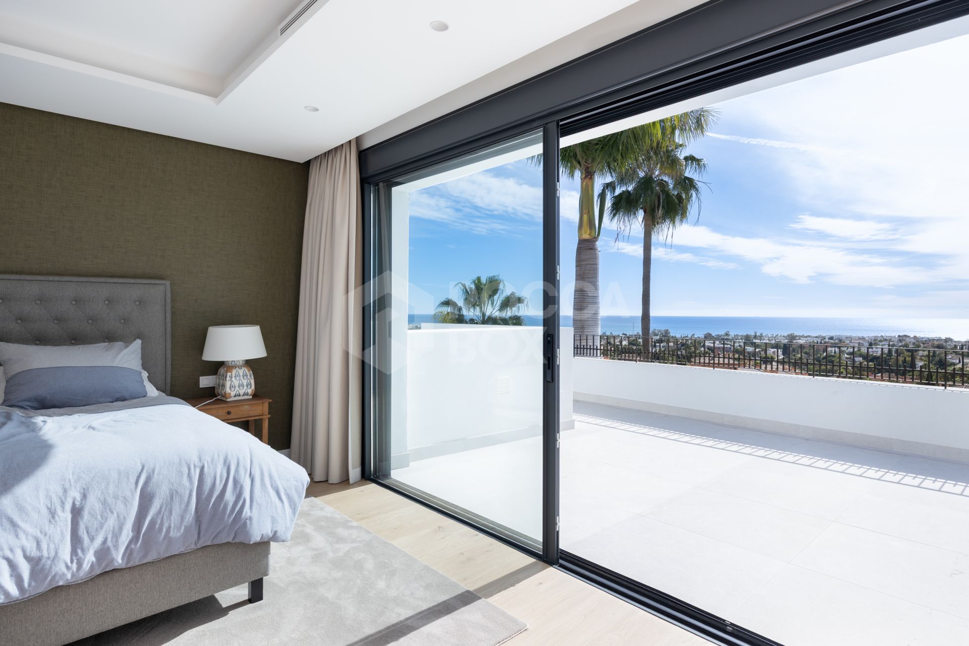 Exquisite Modern Andalusian Masterpiece with Panoramic Sea Views – Los Flamingos, Benahavís