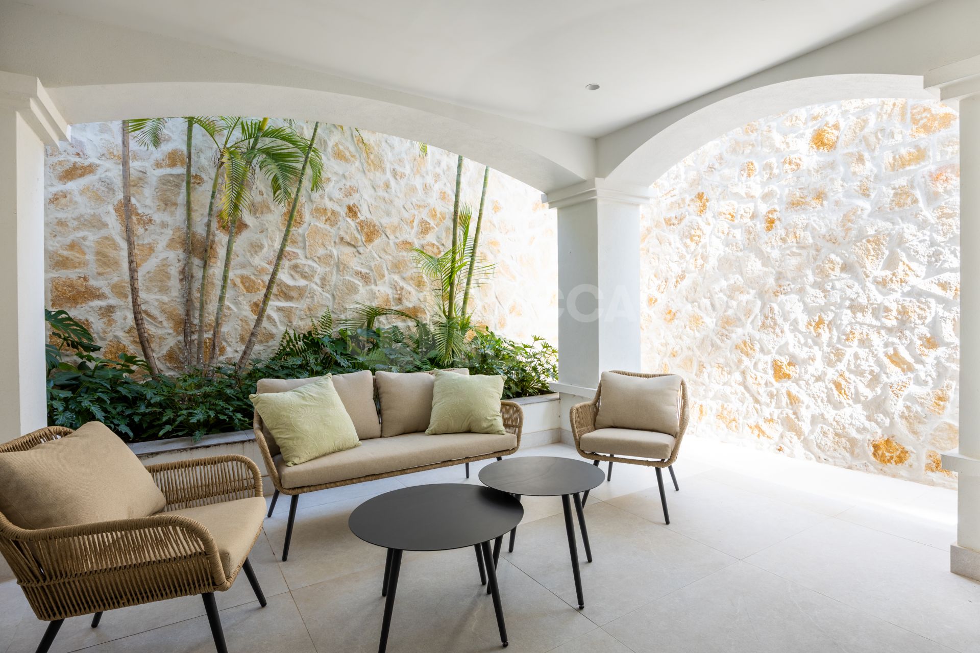 Exquisite Modern Andalusian Masterpiece with Panoramic Sea Views – Los Flamingos, Benahavís