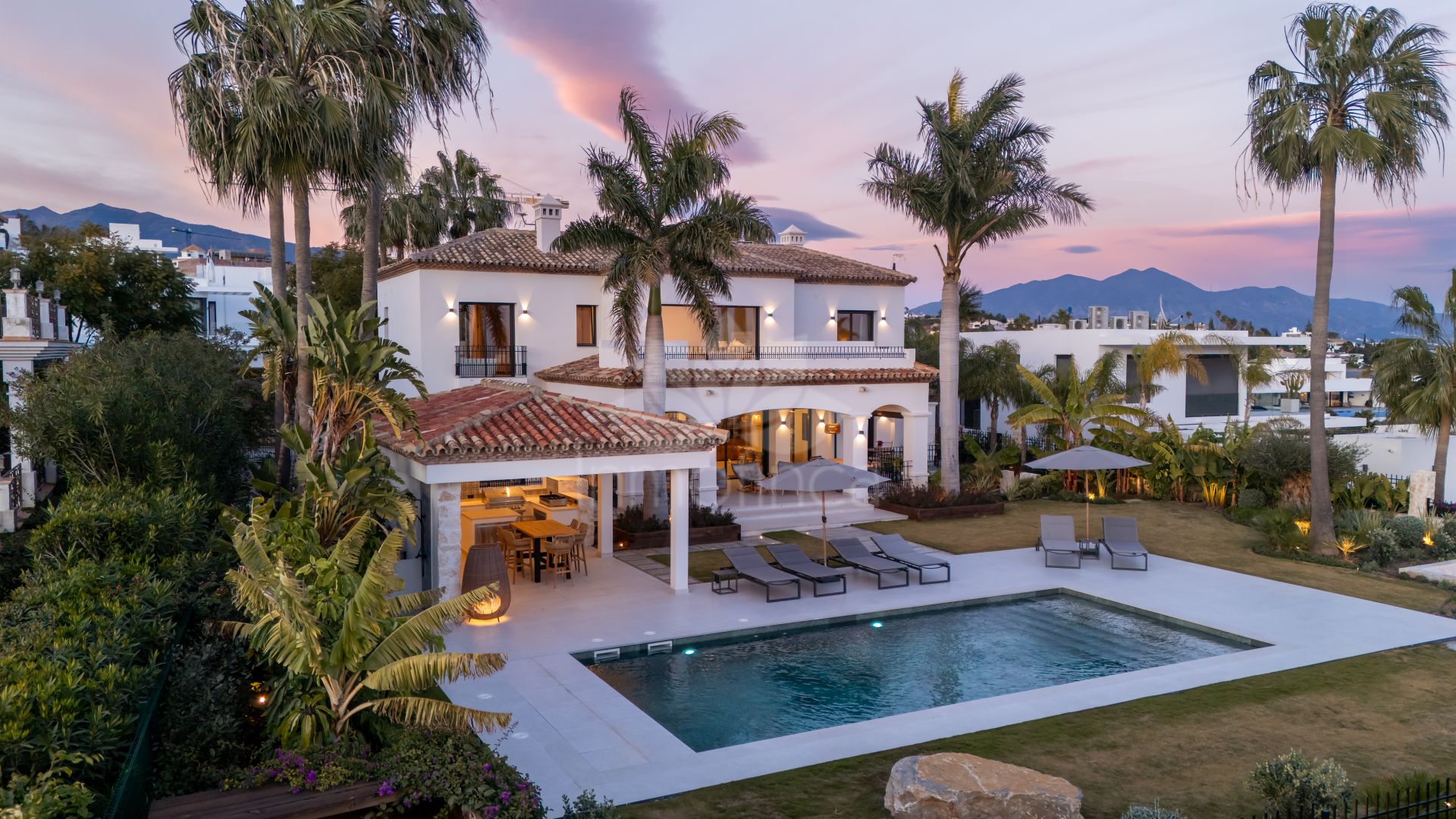 Villa in Los Flamingos, Benahavis