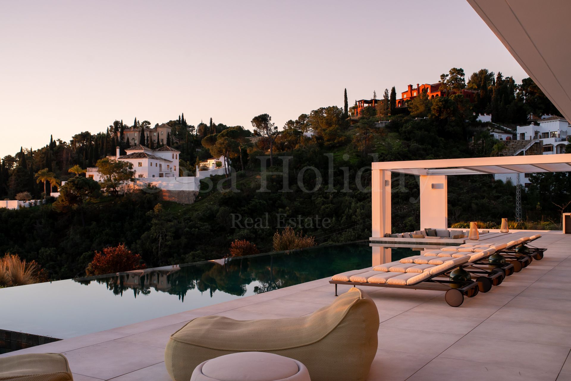 Villa en El Madroñal, Benahavis