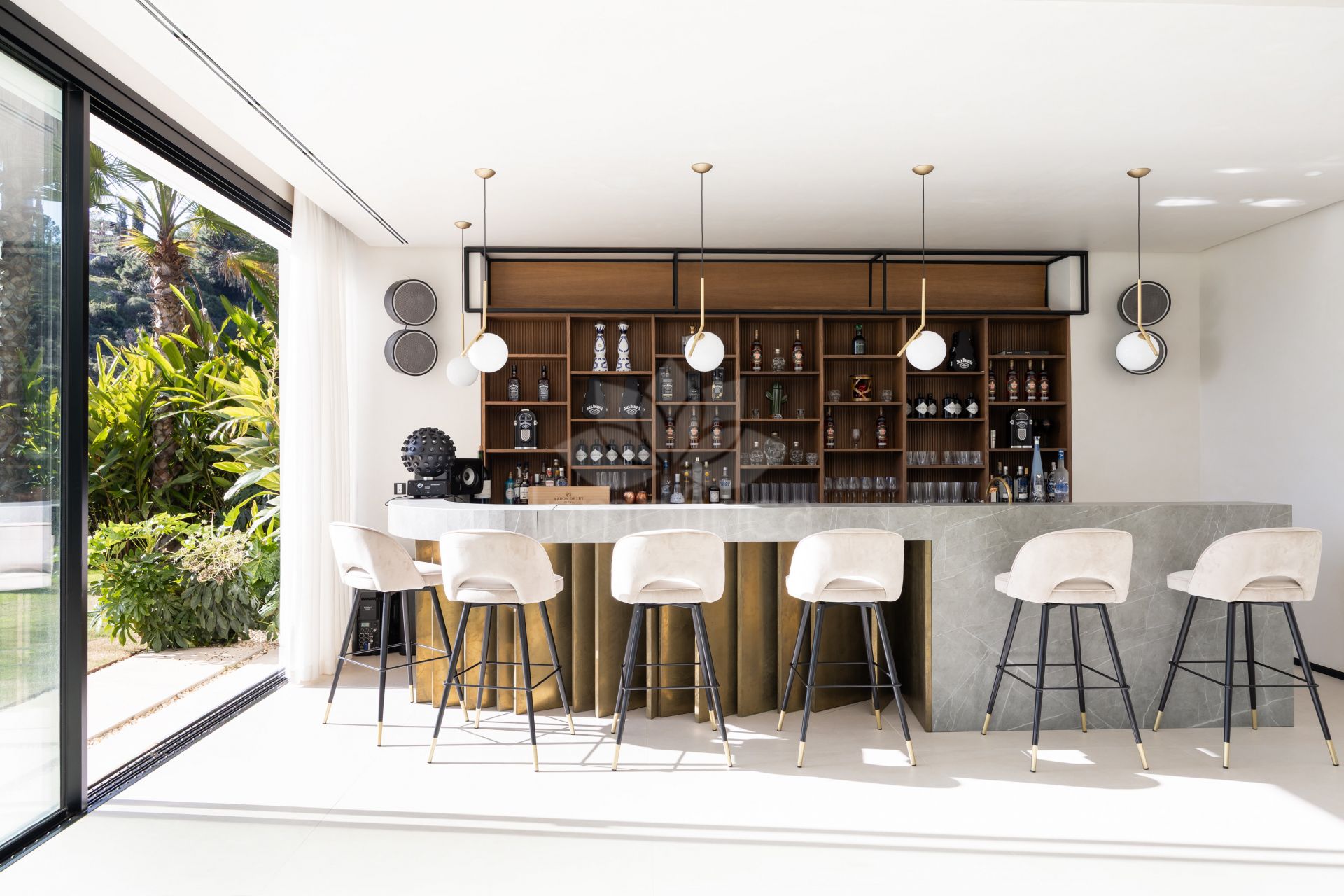 Villa in El Madroñal, Benahavis