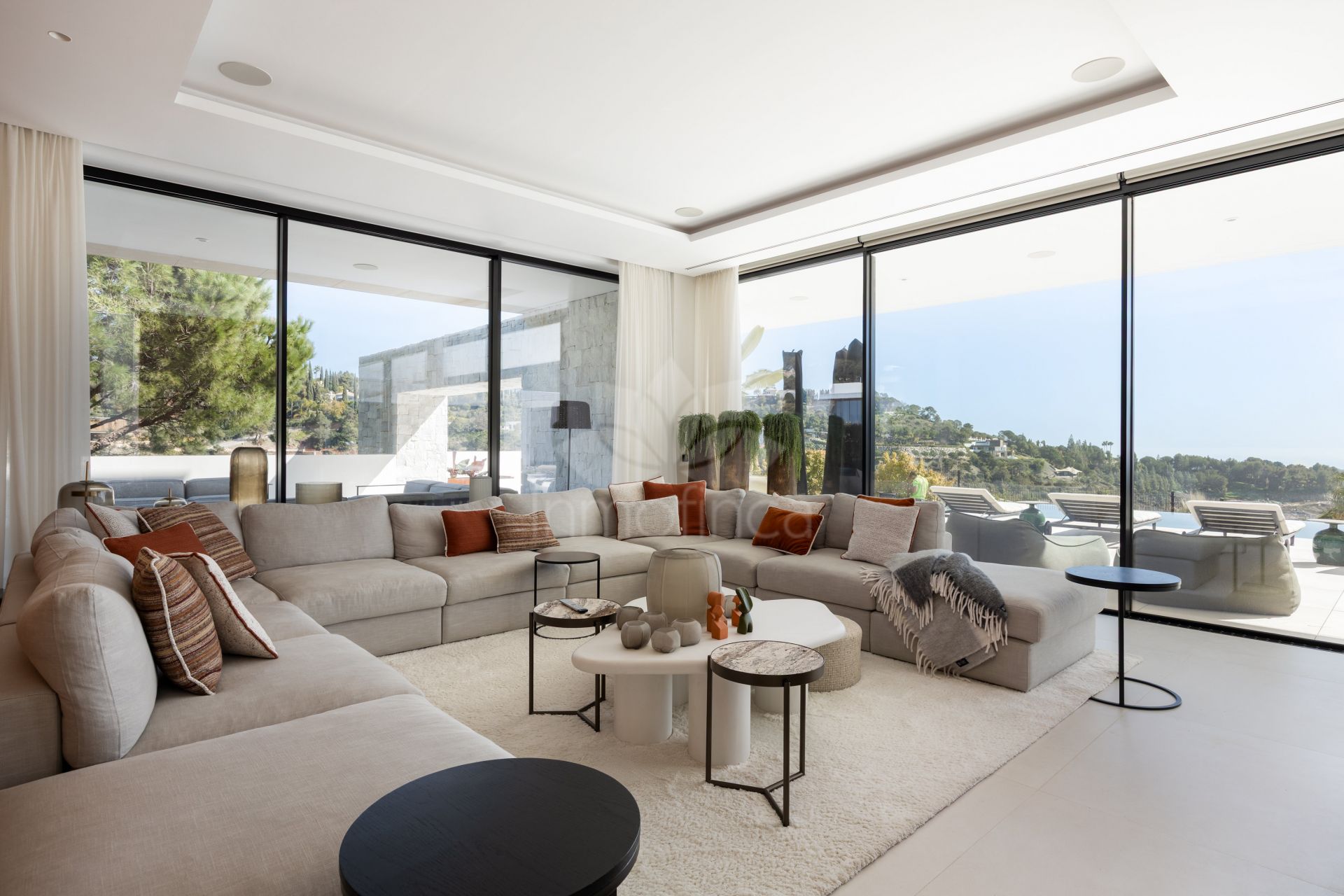 Villa in El Madroñal, Benahavis