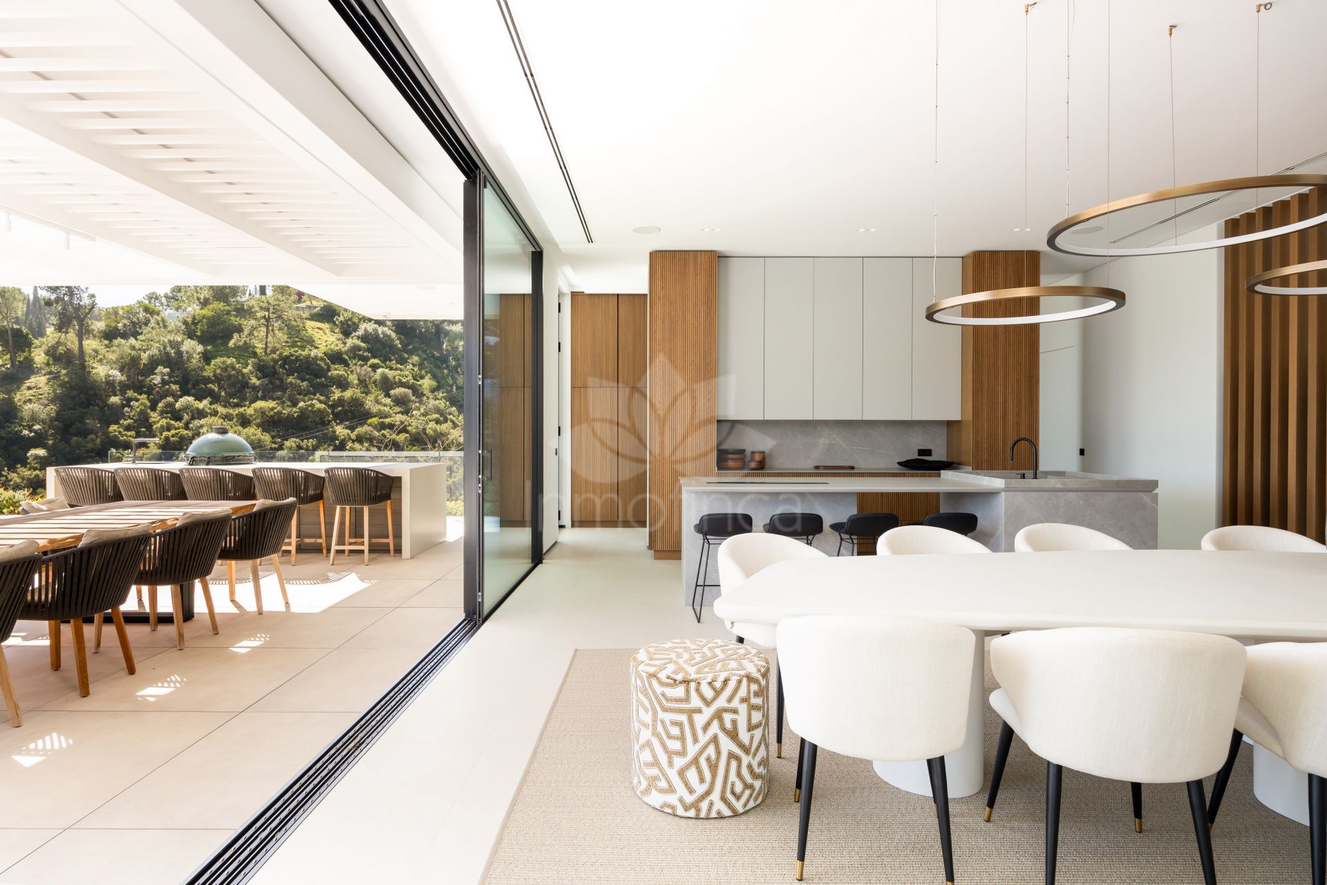 Villa in El Madroñal, Benahavis