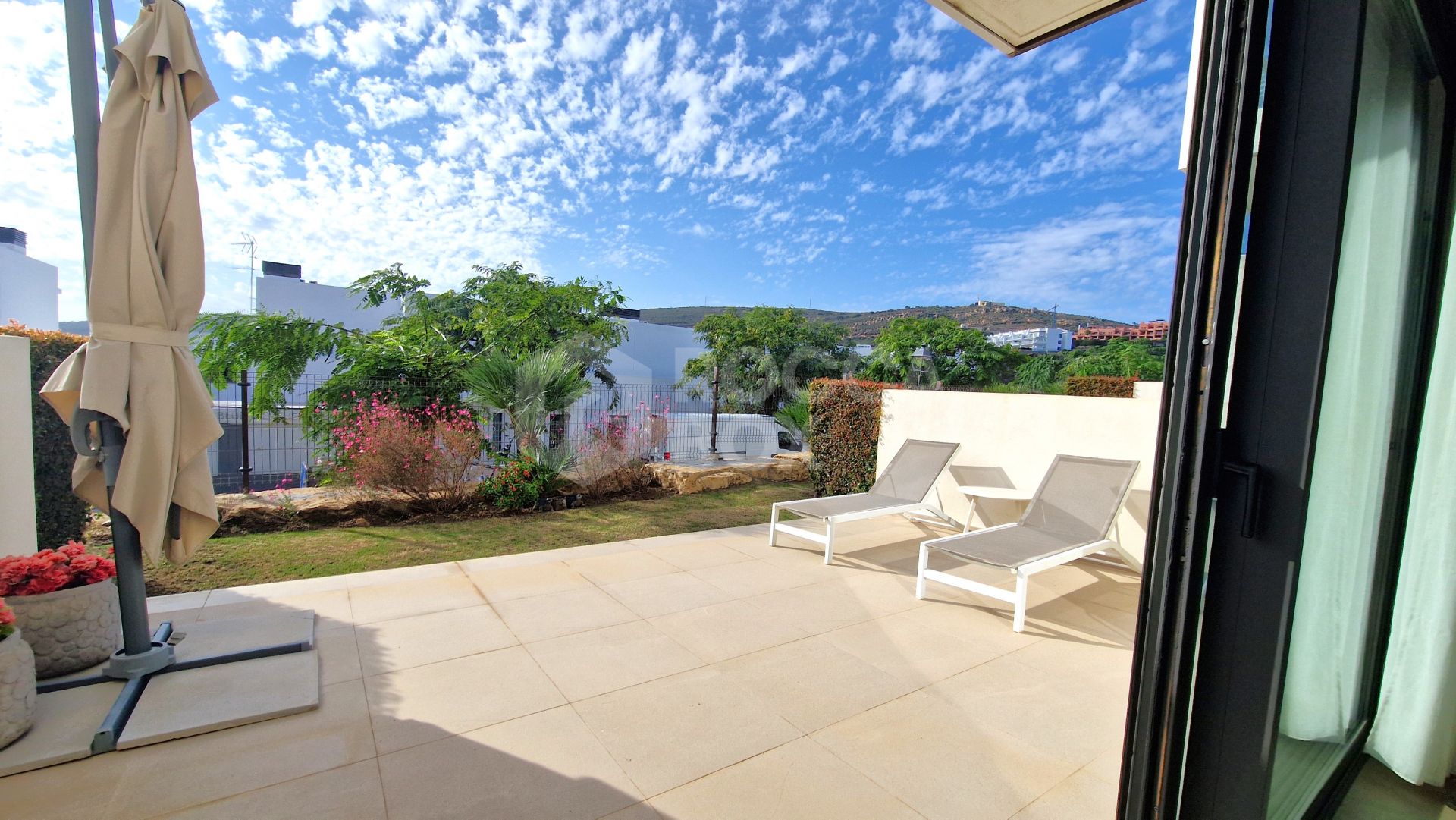 Luxury 3-bed Townhouse with sea views for sale at Majestic Heights La Paloma