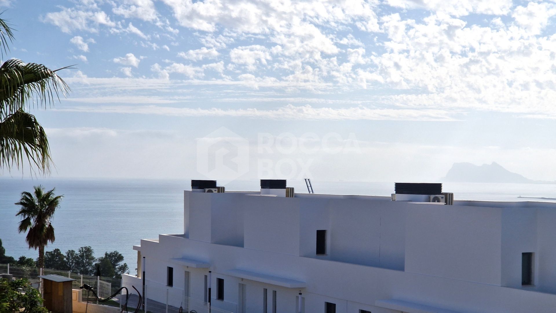 Luxury 3-bed Townhouse with sea views for sale at Majestic Heights La Paloma