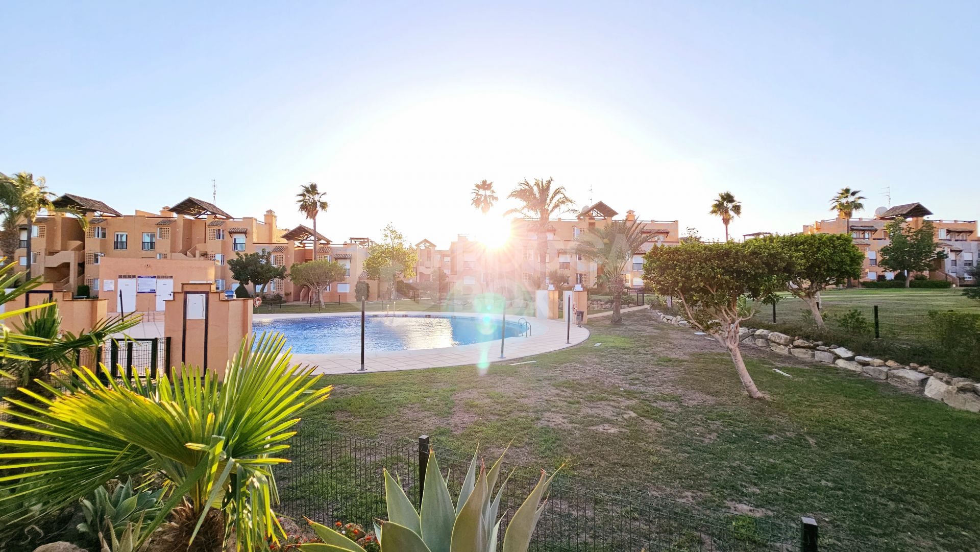 Charming Ground Floor Apartment in Casares del Sol, Malaga