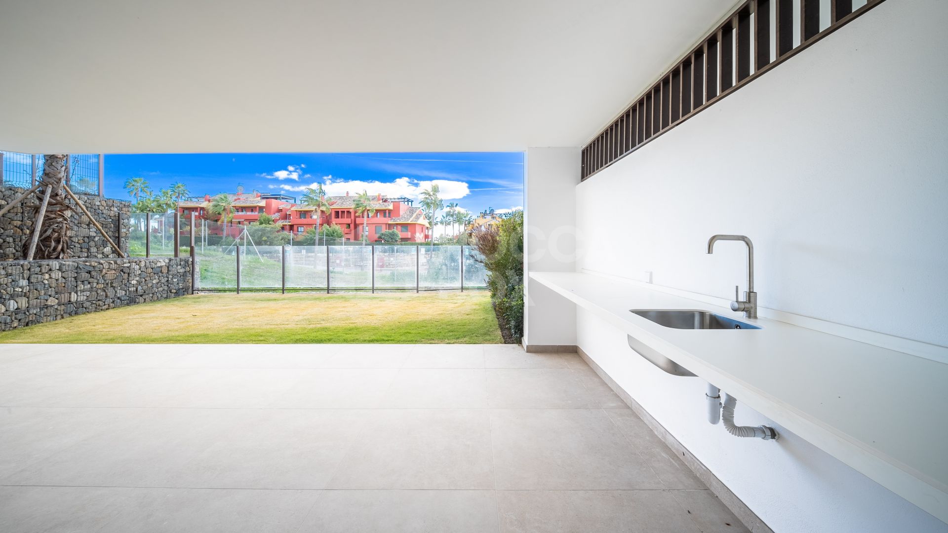 Contemporary Corner Ground Floor Apartment in Cancelada, Estepona East
