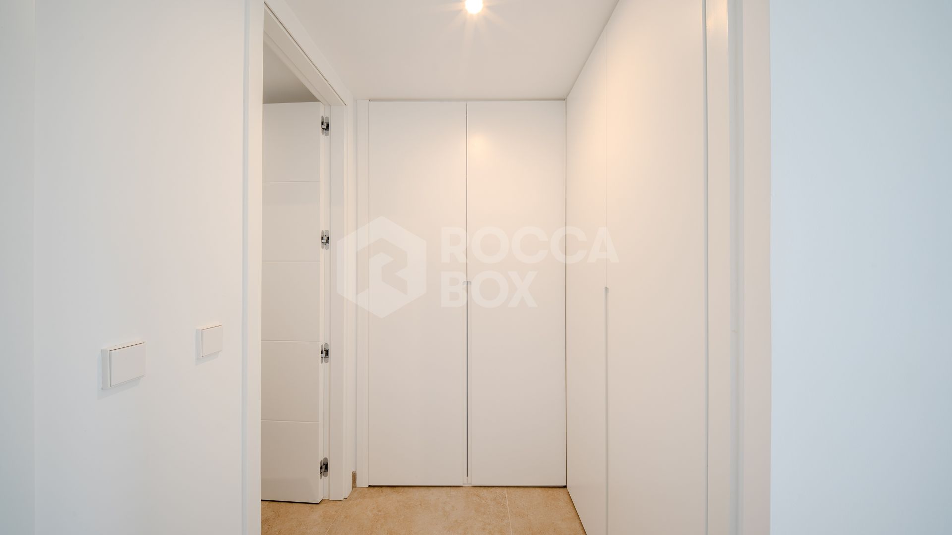 Contemporary Corner Ground Floor Apartment in Cancelada, Estepona East