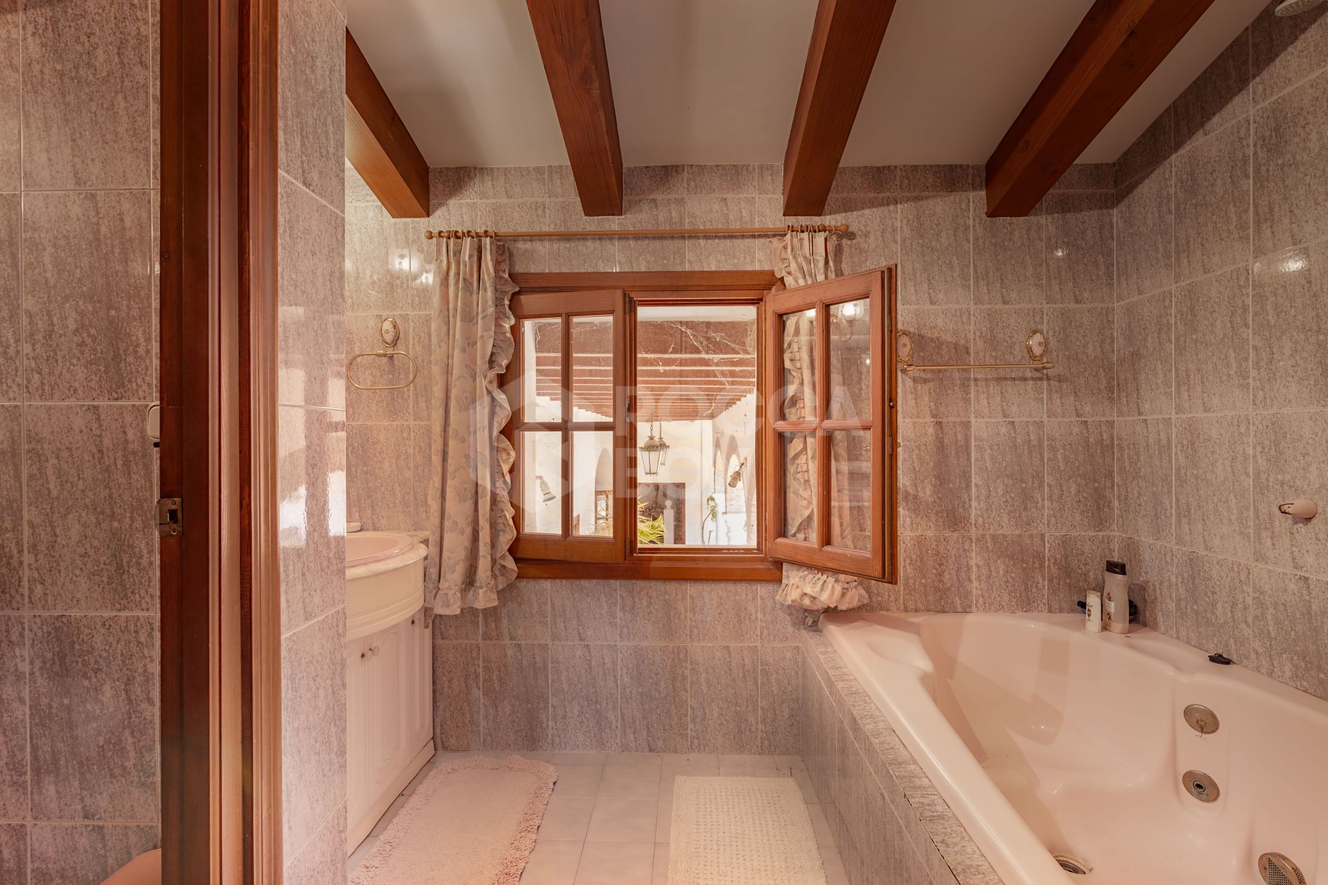 The Iconic Roman Oasis — Casares Costa