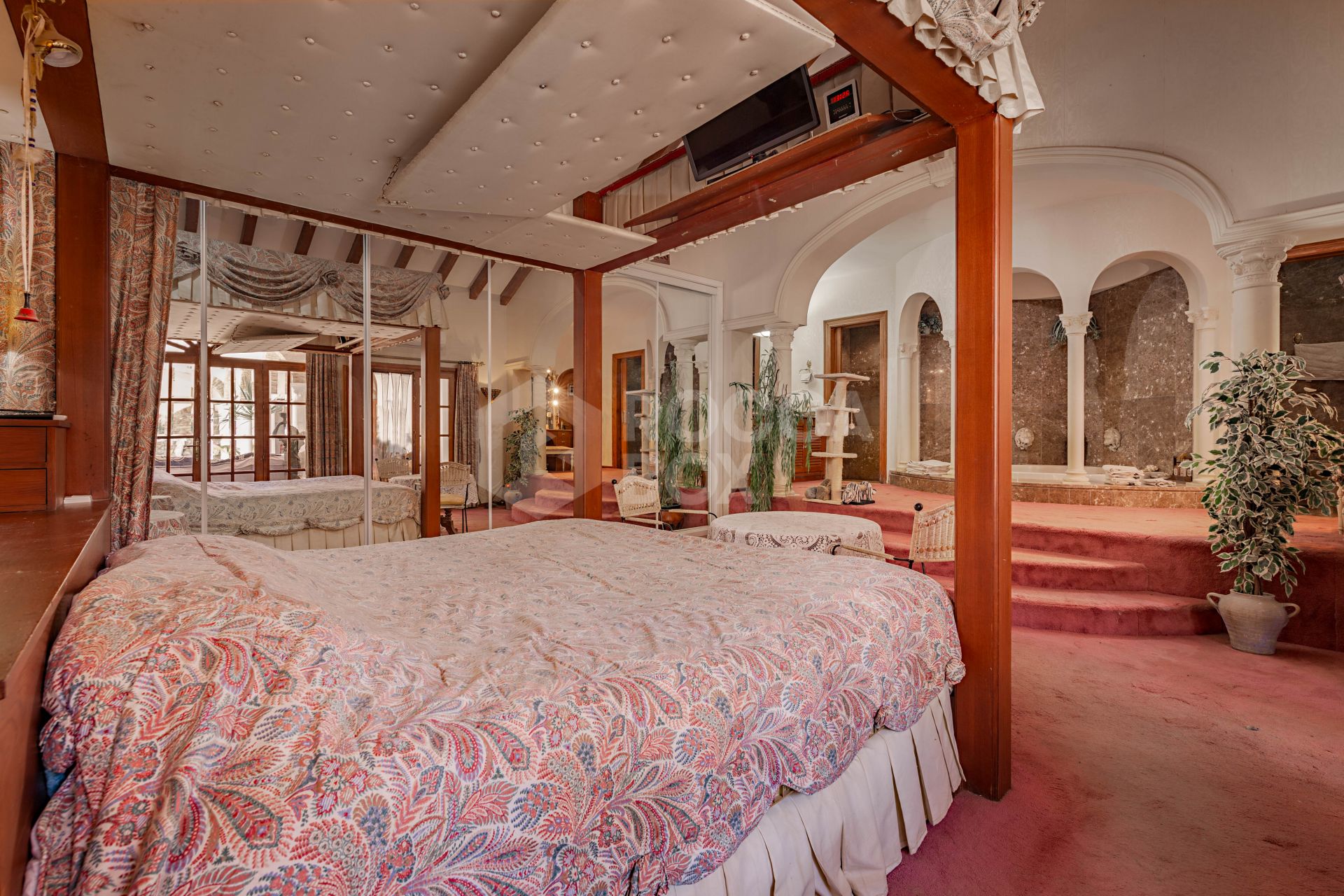 The Iconic Roman Oasis — Casares Costa