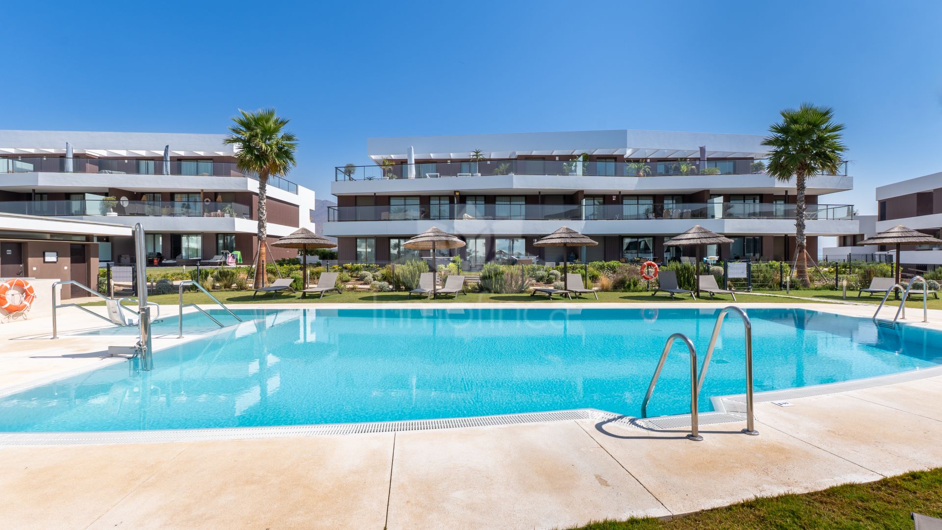 Apartamento Planta Baja en Camarate Golf, Casares