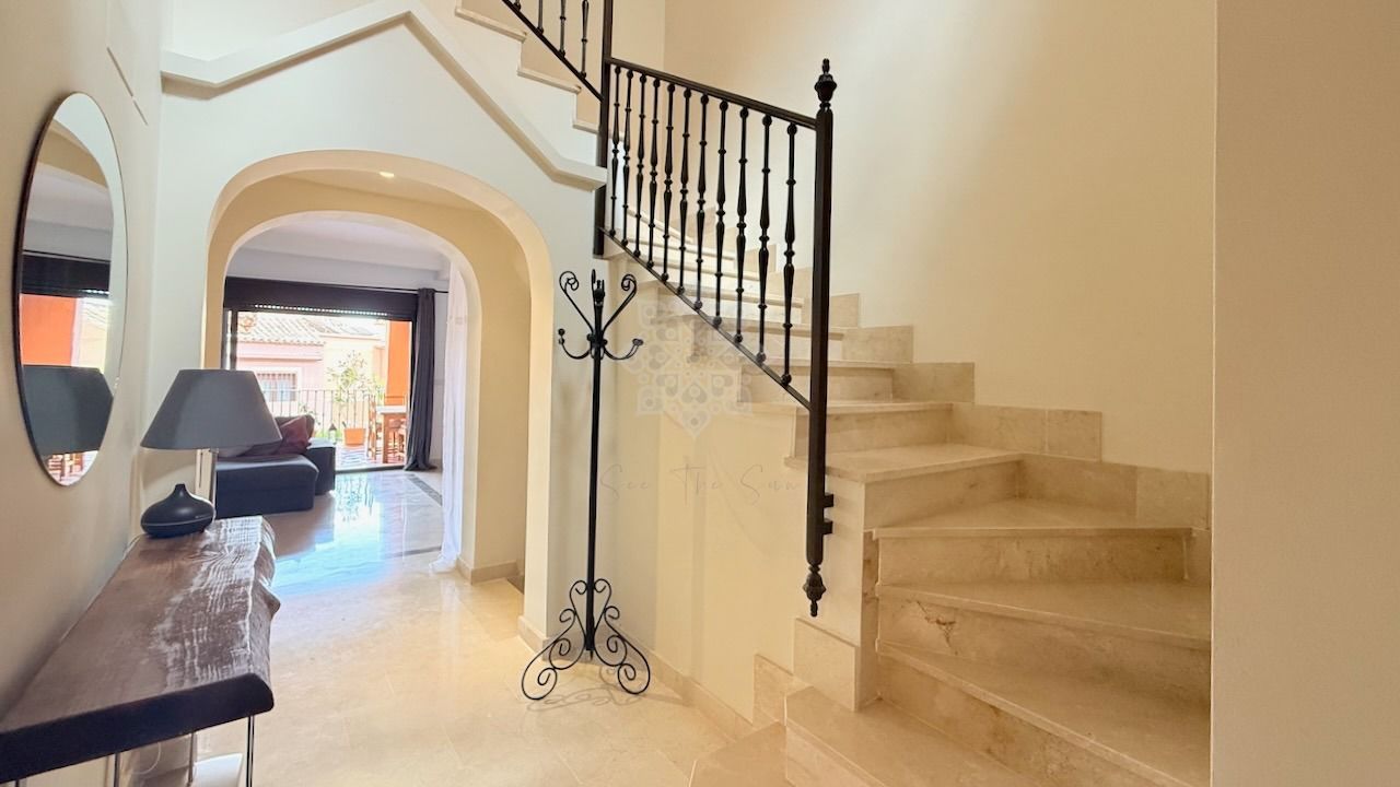 Town House in Azata Golf, Estepona
