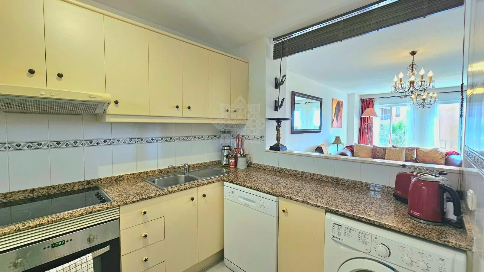 Apartment in Los Hidalgos, Manilva
