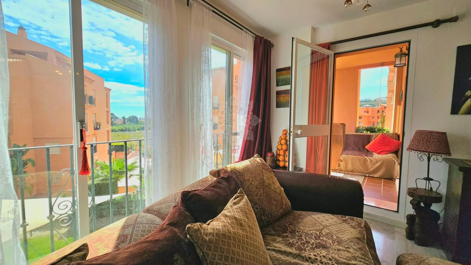 Apartment in Los Hidalgos, Manilva