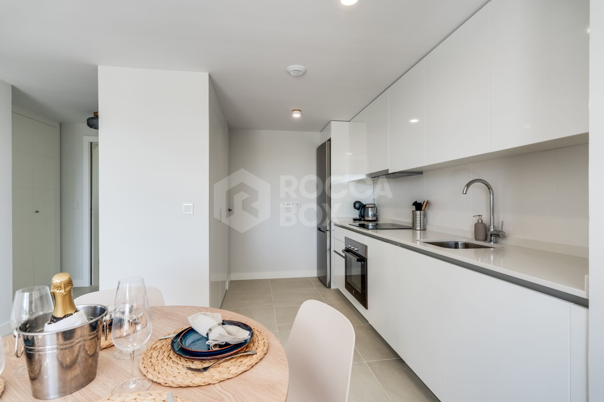 Luxury 1-Bedroom Penthouse with Stunning Sea Views in La Resina, Estepona
