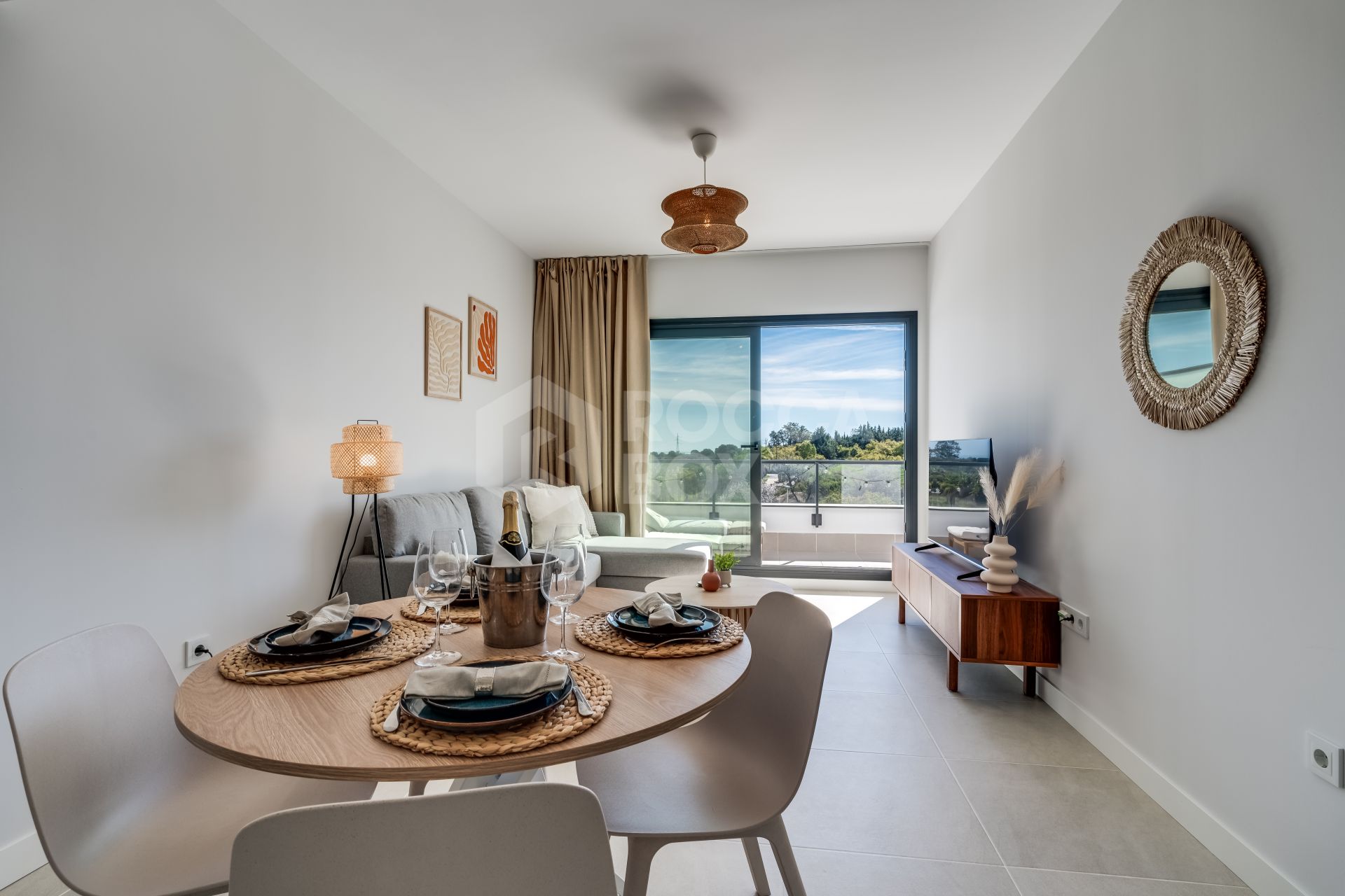 Luxury 1-Bedroom Penthouse with Stunning Sea Views in La Resina, Estepona