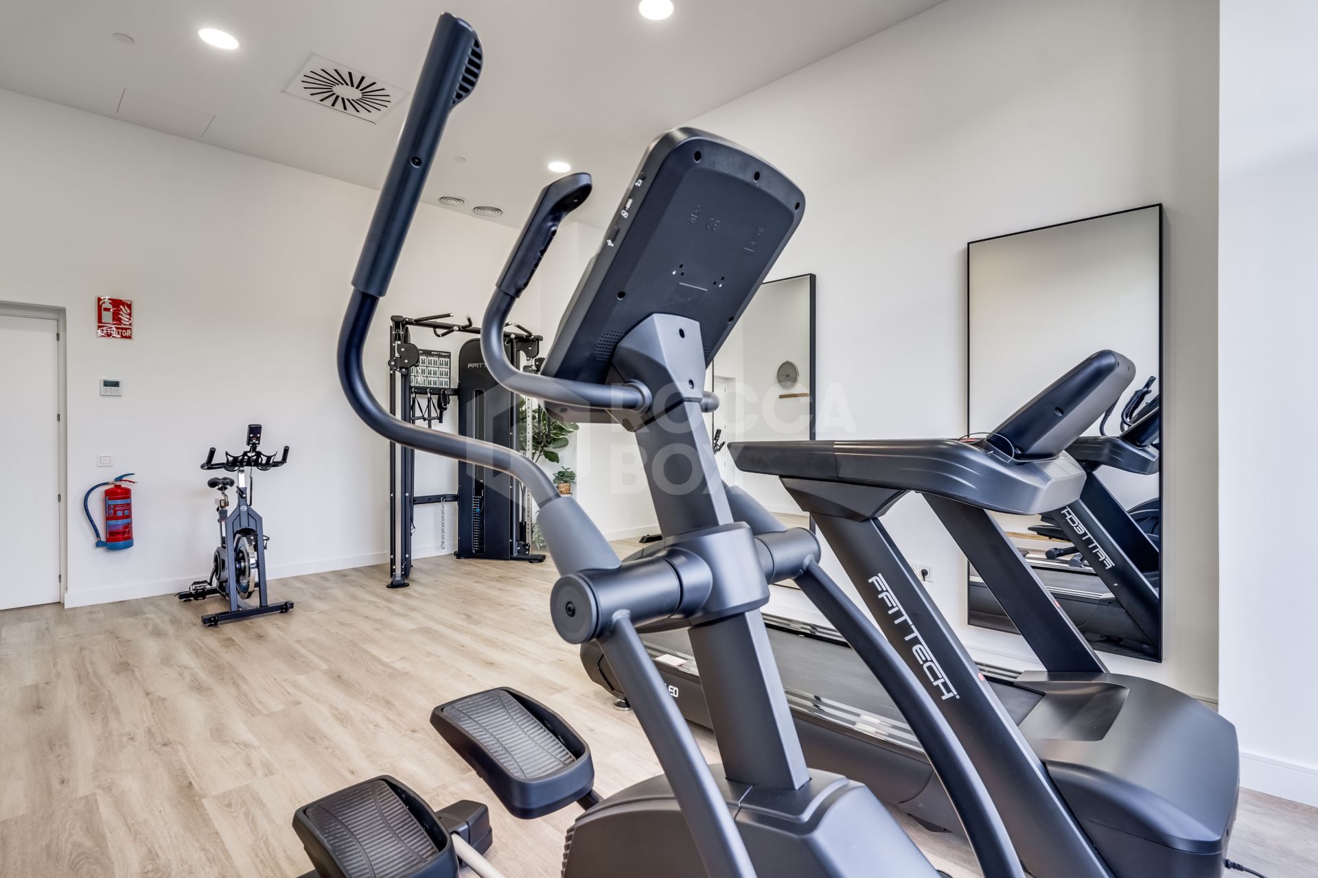 Modern Apartment in Malaga Urban Sky Tower – 25th Floor with Stunning City Views