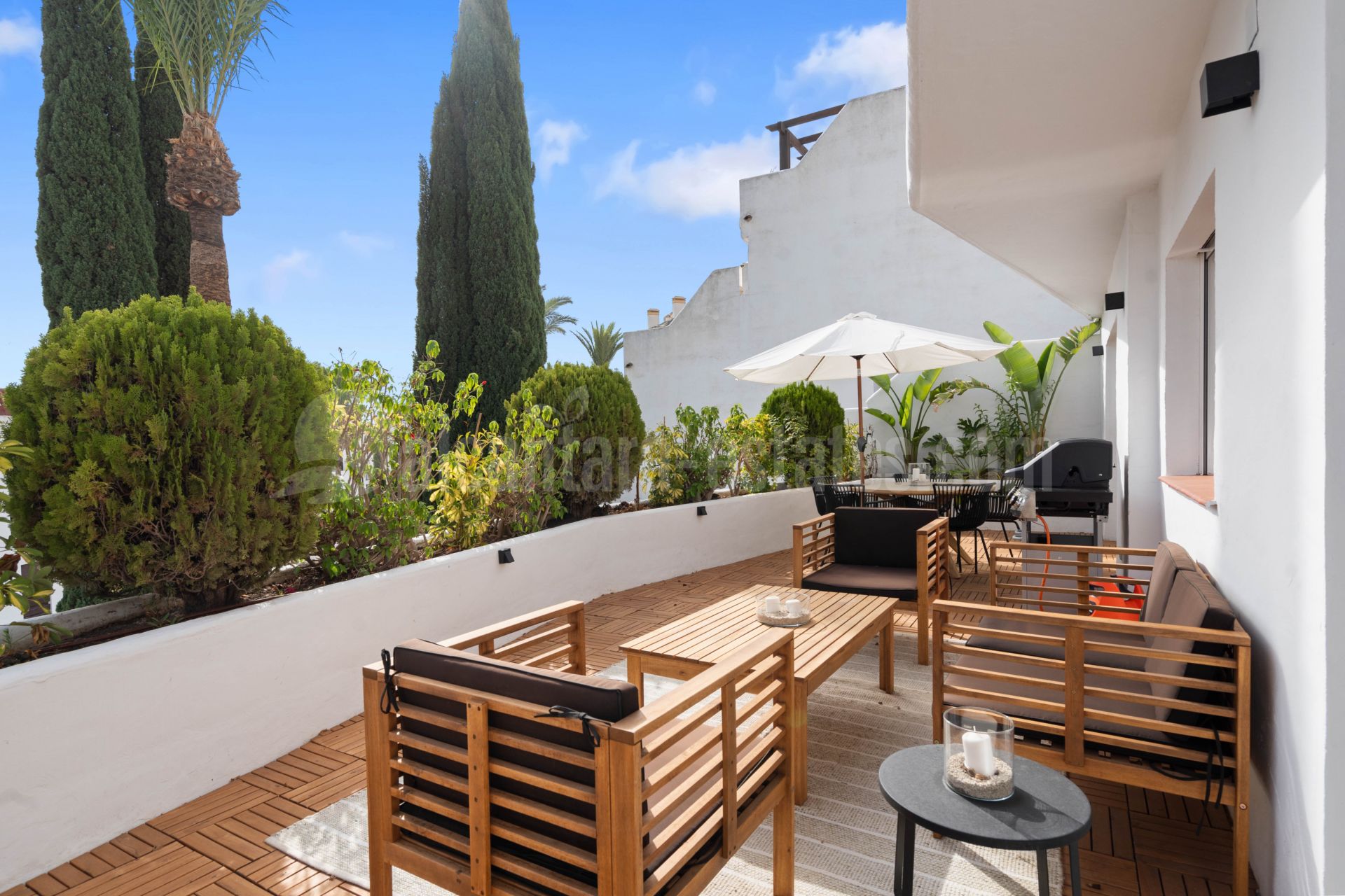 Apartment in Jardines de Andalucia, Marbella