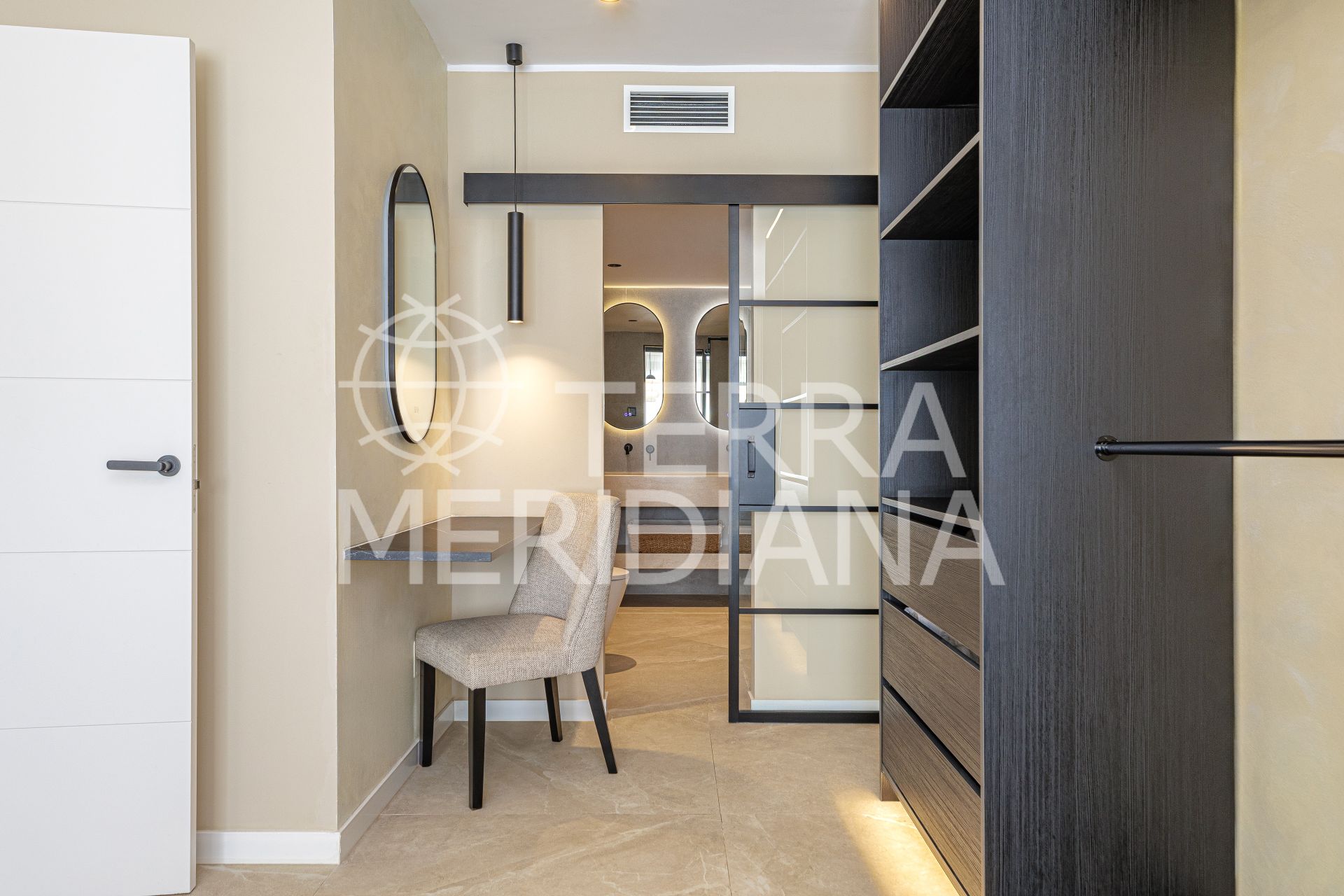 Apartment in Jardines de Andalucia, Marbella