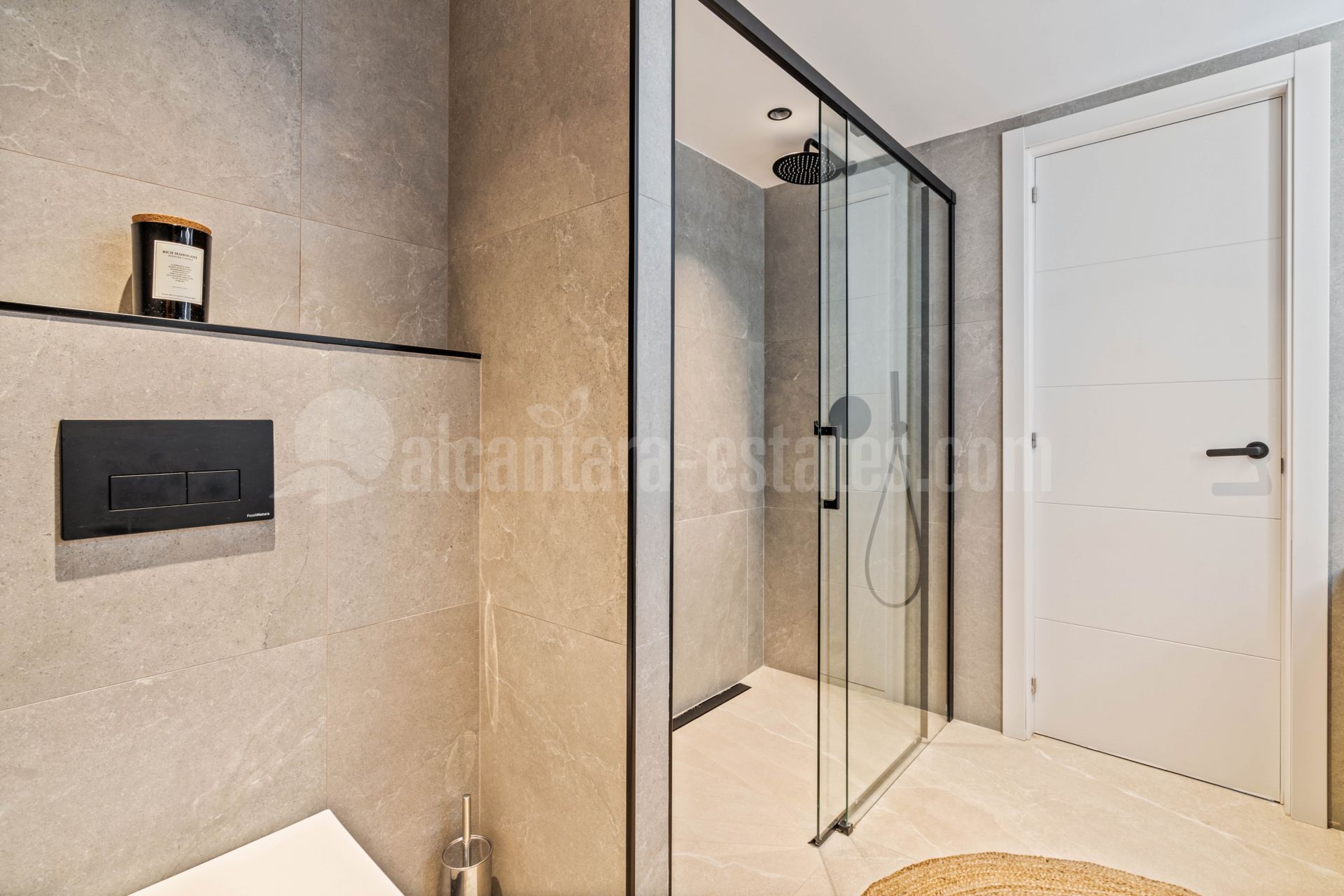 Apartment in Jardines de Andalucia, Marbella