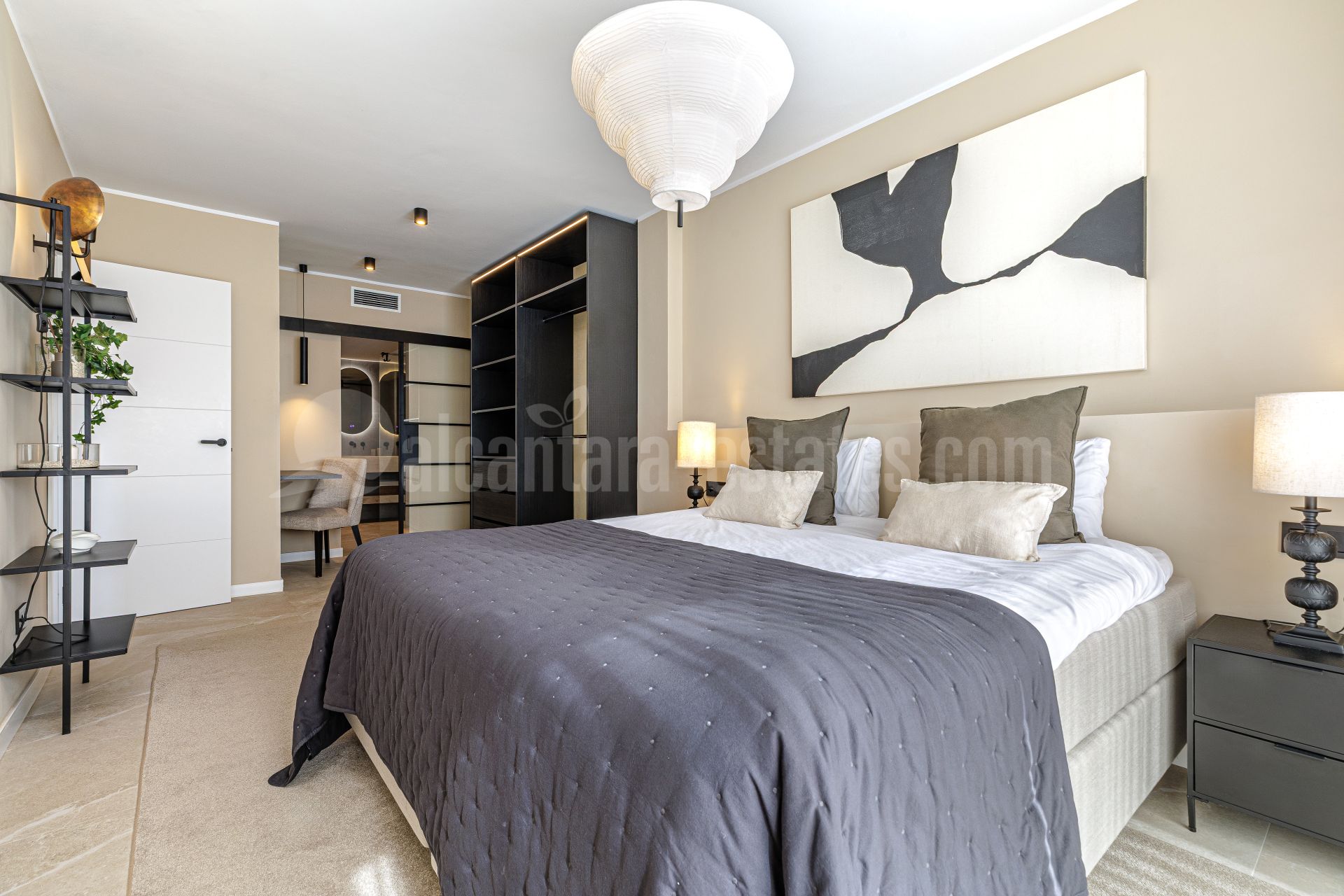 Apartamento en Jardines de Andalucia, Marbella