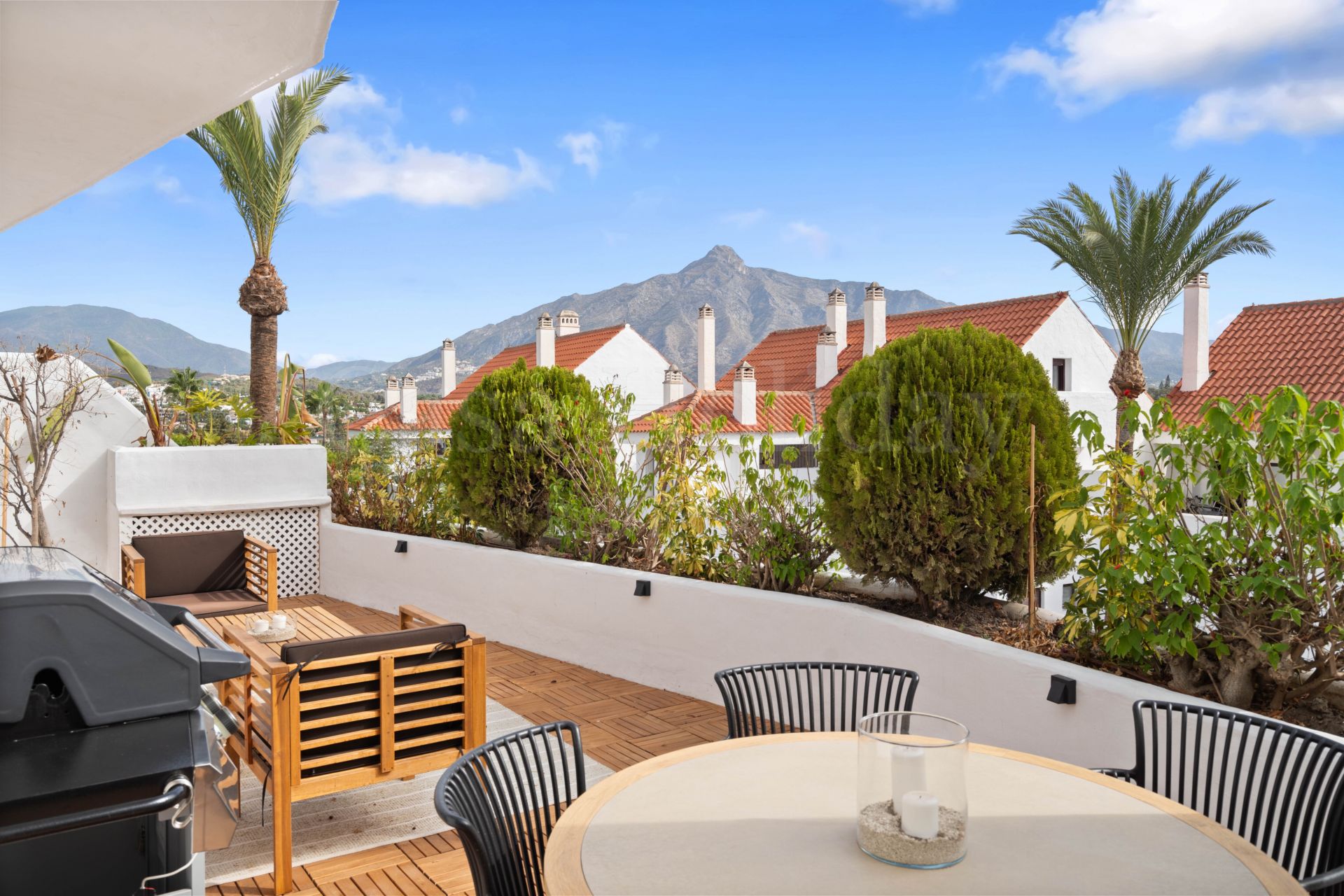 Apartamento en Jardines de Andalucia, Marbella