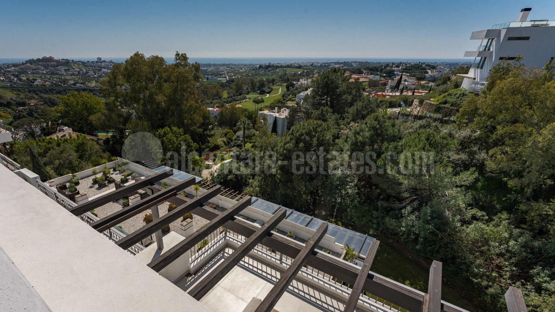 Atico Duplex en La Quinta, Benahavis