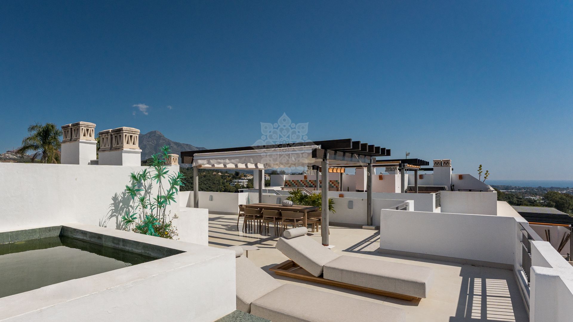 Duplex Penthouse w La Quinta, Benahavis