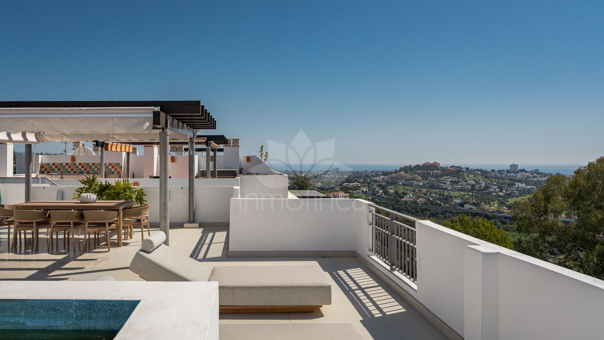 Duplex Penthouse in La Quinta, Benahavis