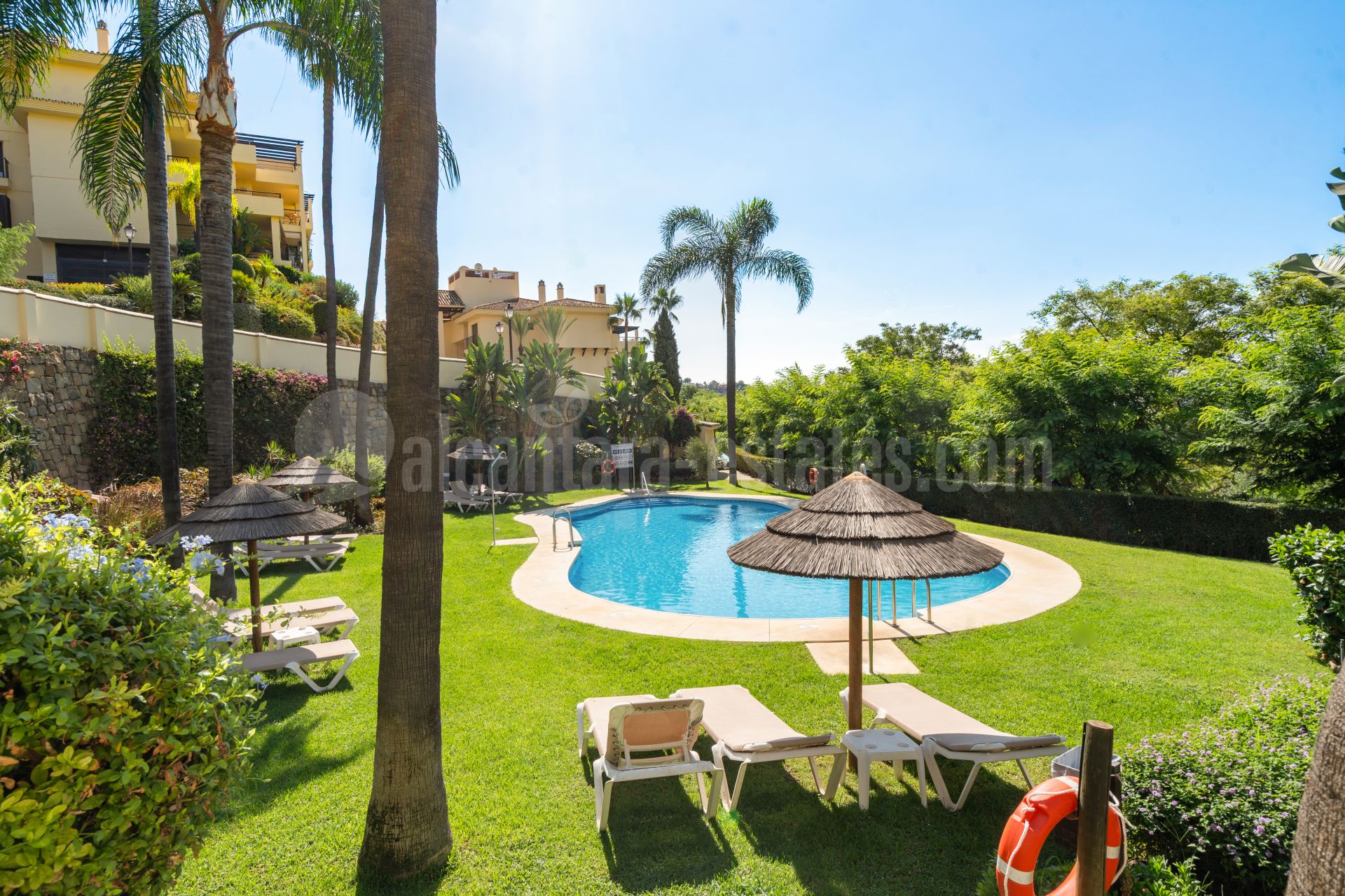 Ground Floor Apartment in Los Arqueros, Benahavis
