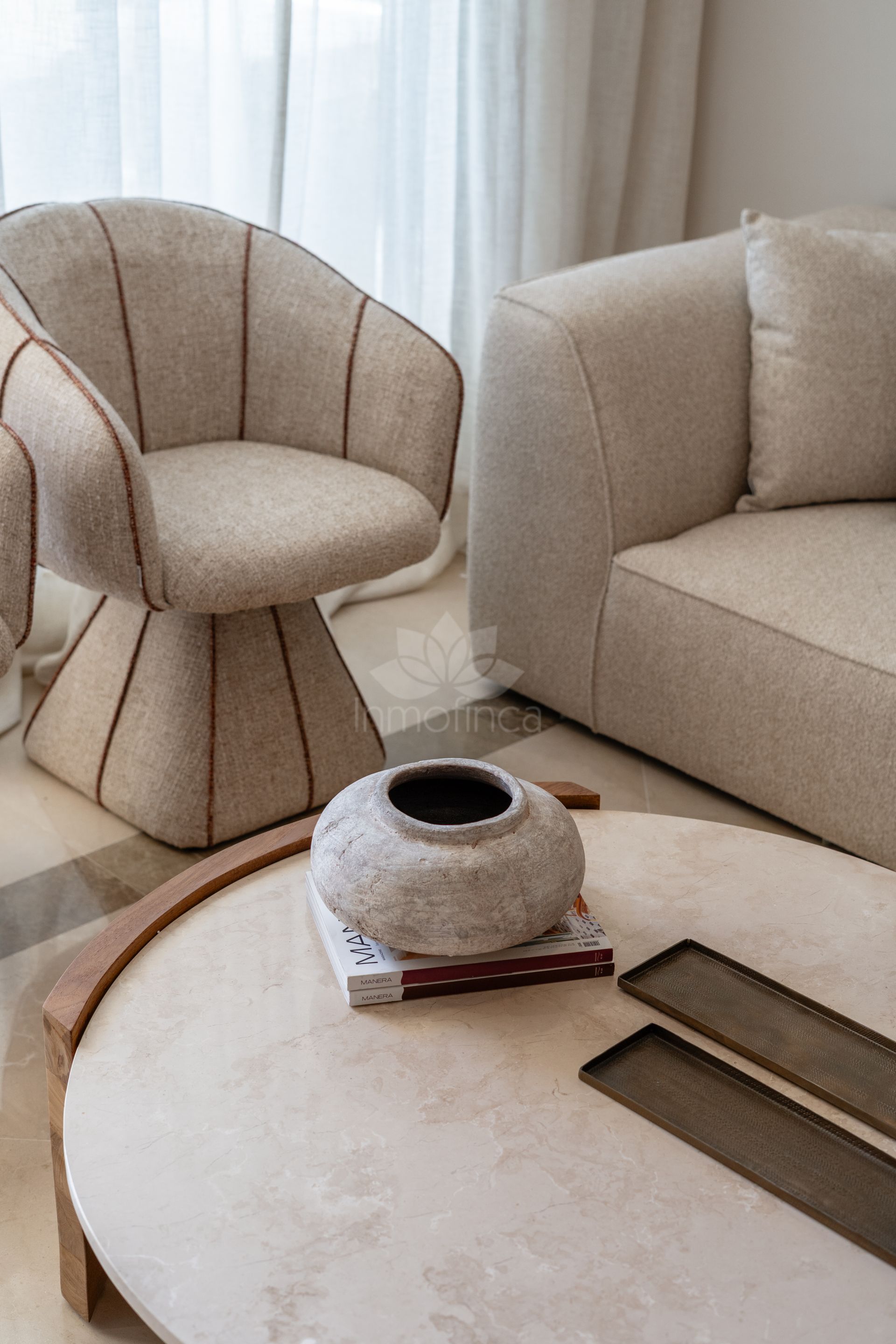 Apartamento Planta Baja en Los Arqueros, Benahavis