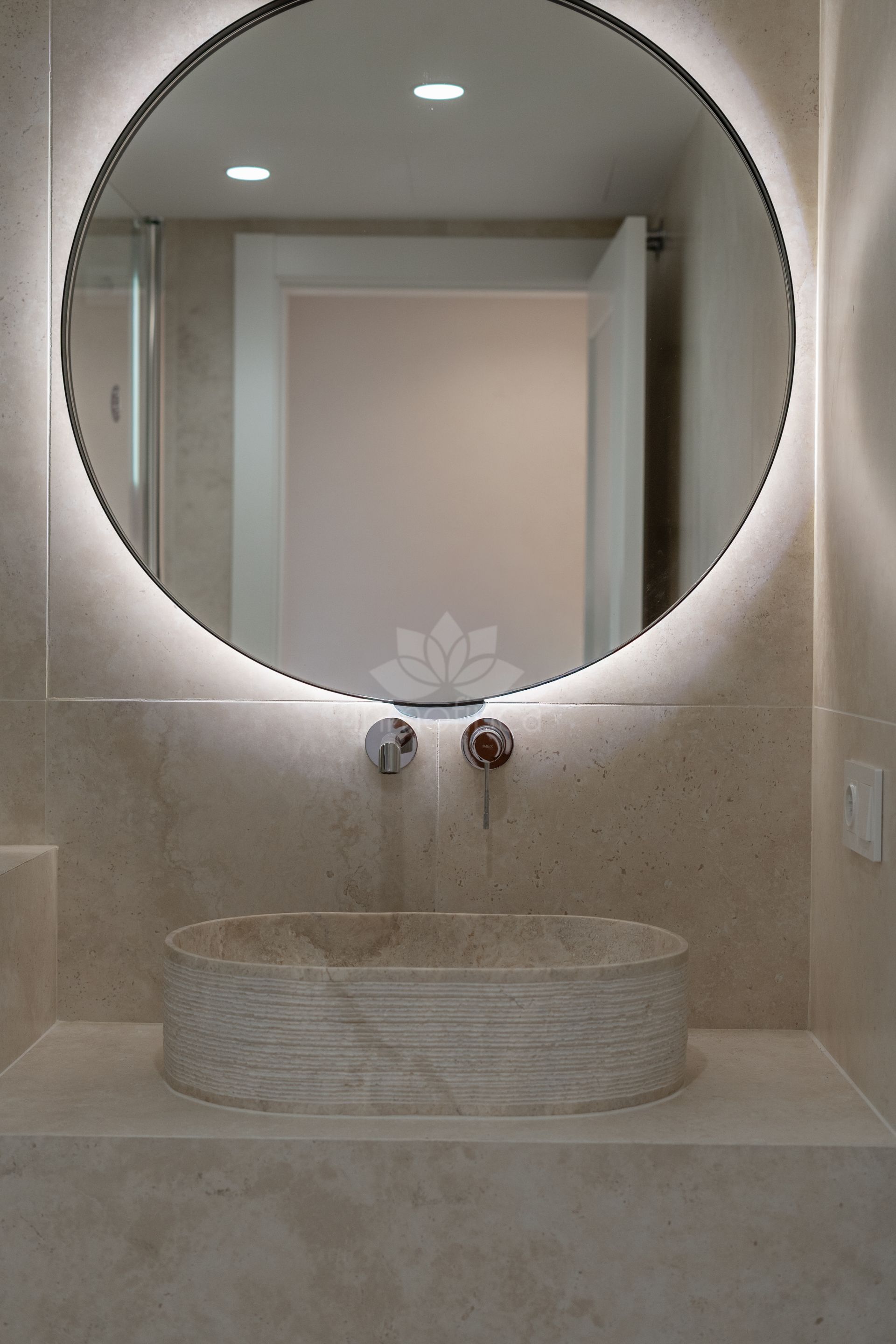 Apartamento Planta Baja en Los Arqueros, Benahavis