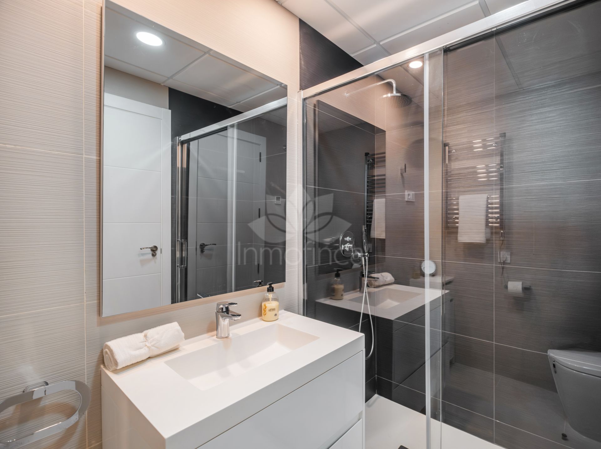 Apartamento en Los Miradores del Sol, Estepona